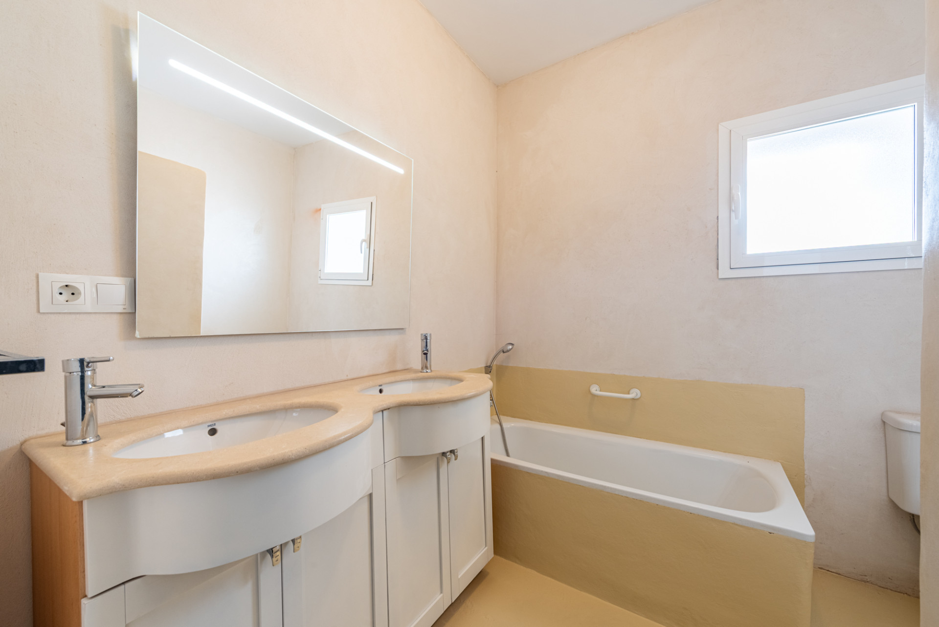 Independent Villa with sea views in La Capellania — photo 10