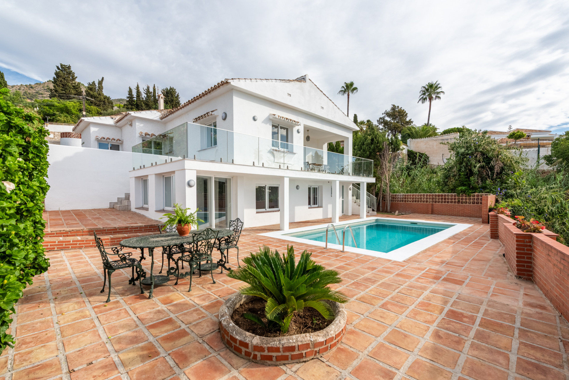 Independent Villa with sea views in La Capellania