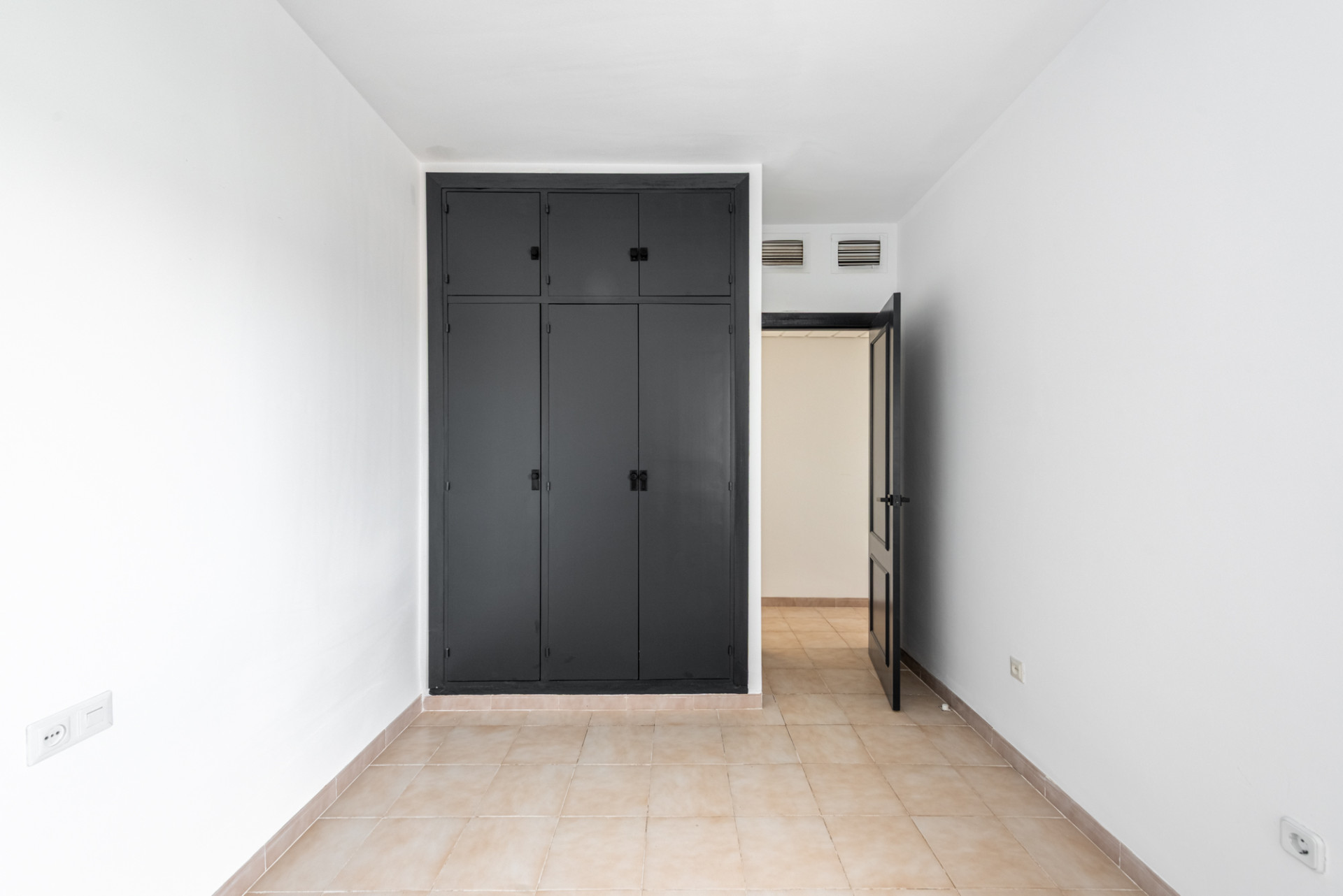 Independent Villa with sea views in La Capellania — photo 9