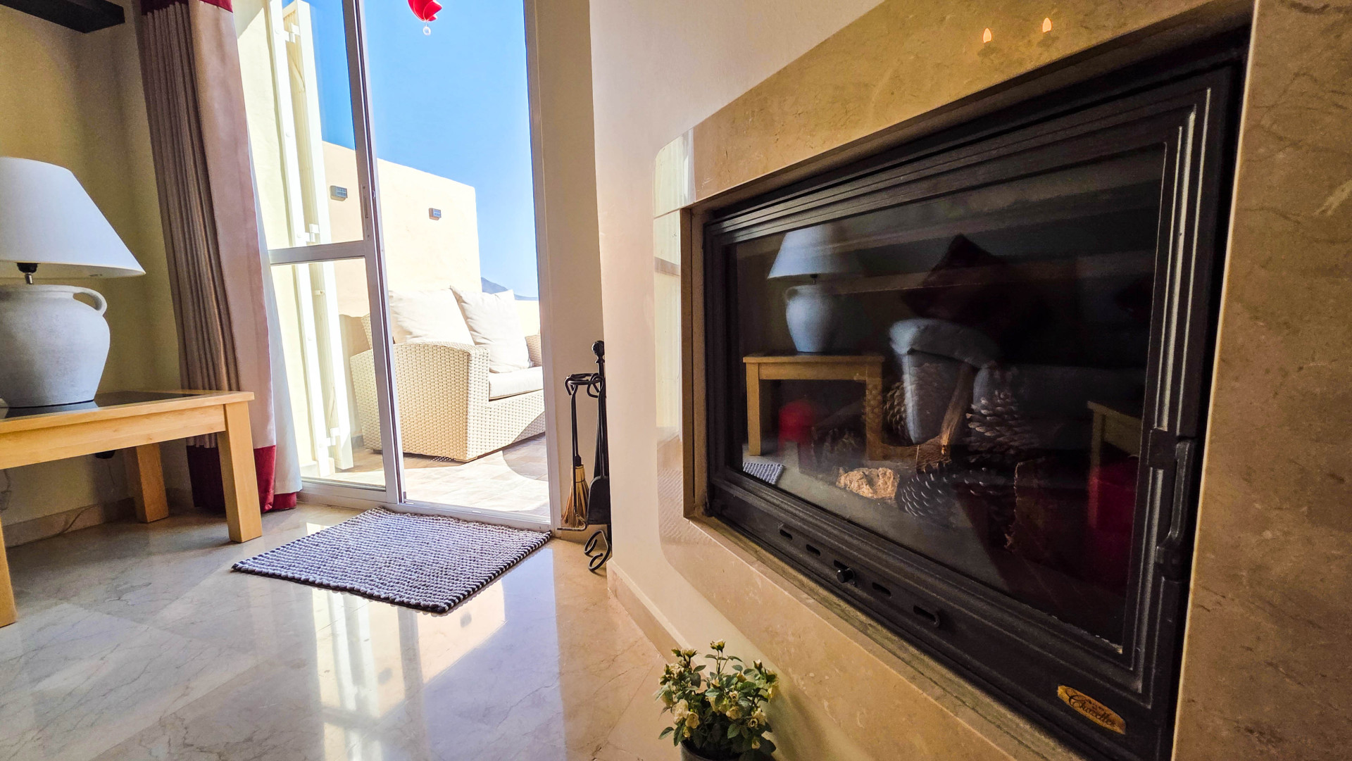Refurbished Duplex Penthouse with Panoramic Sea and Mountain Views in La Duquesa — photo 11