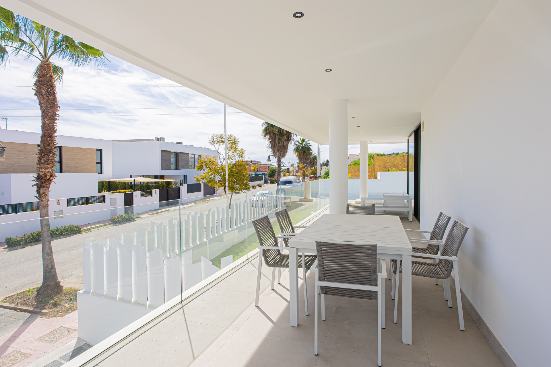 Longterm Rental Spacious modern Villa located in El Campanario Golf Club, El Paraíso