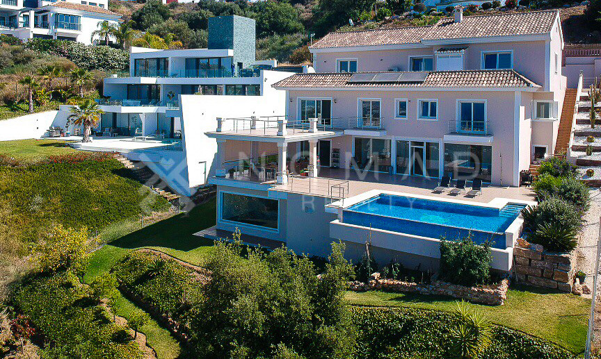villas en marbella-east · los-altos-de-los-monteros 2300000€