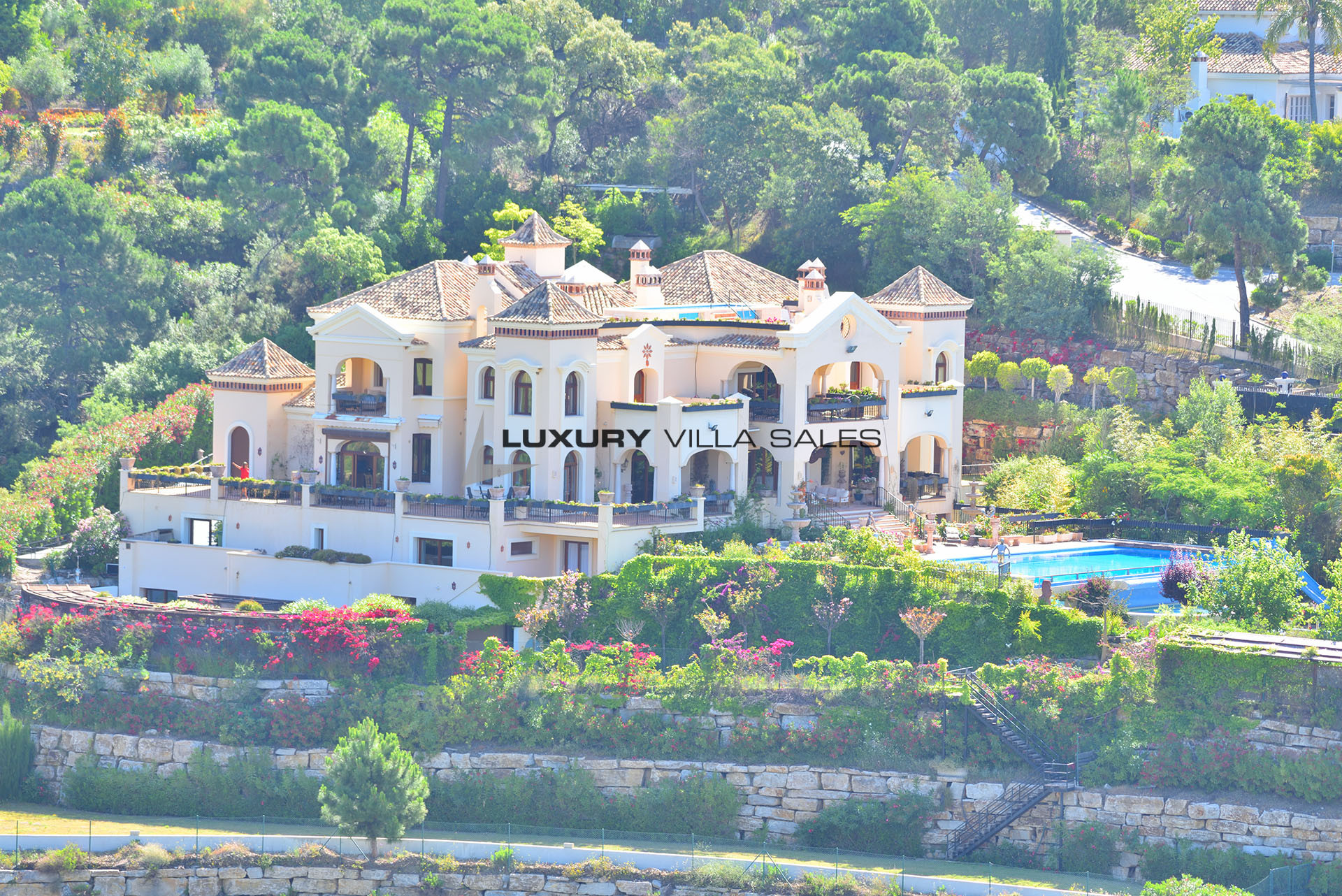 12 Bedroom Villa with 3 pools in La Zagaleta