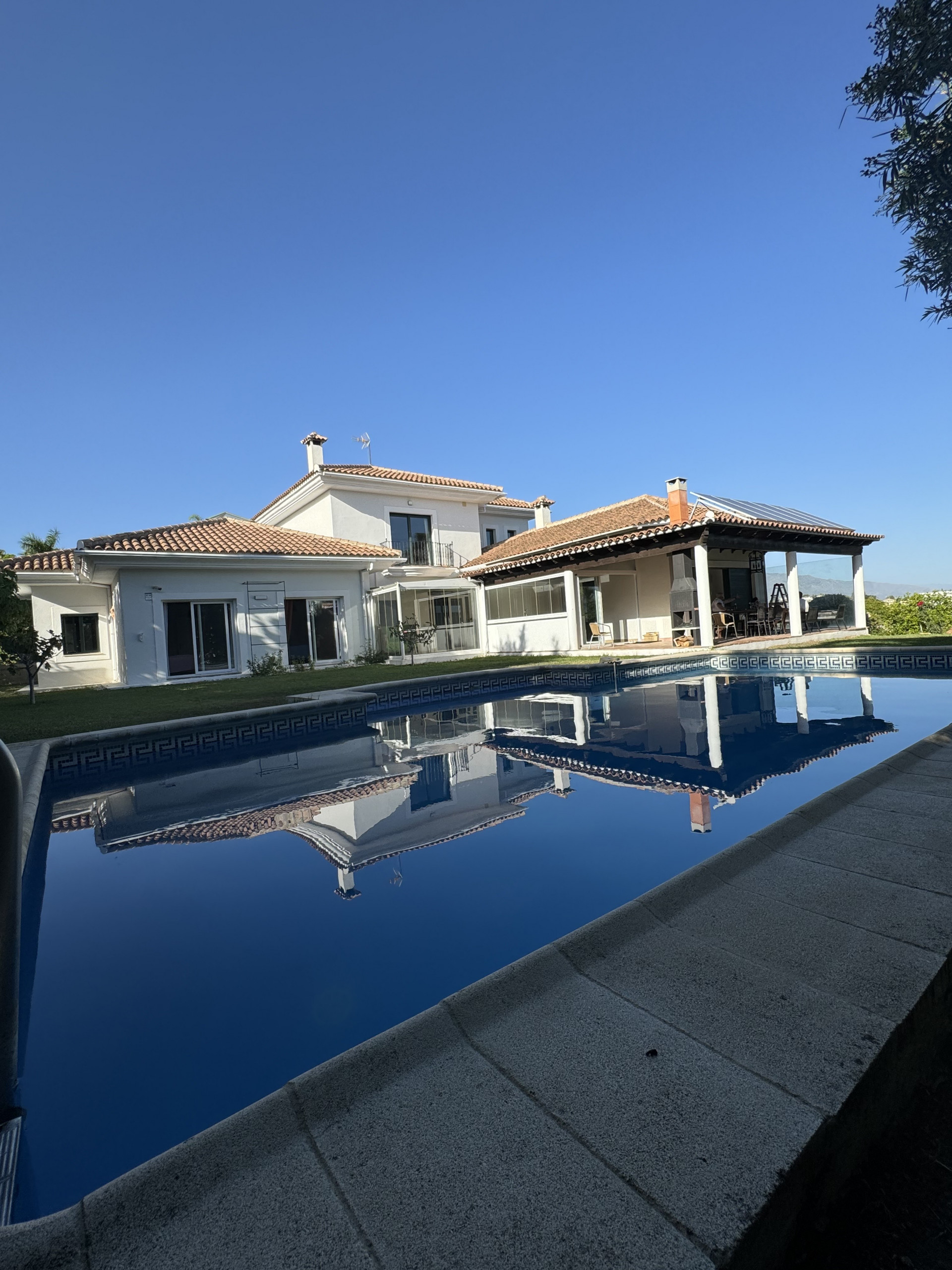 Villa zum Verkauf in Benahavis, Costa del Sol