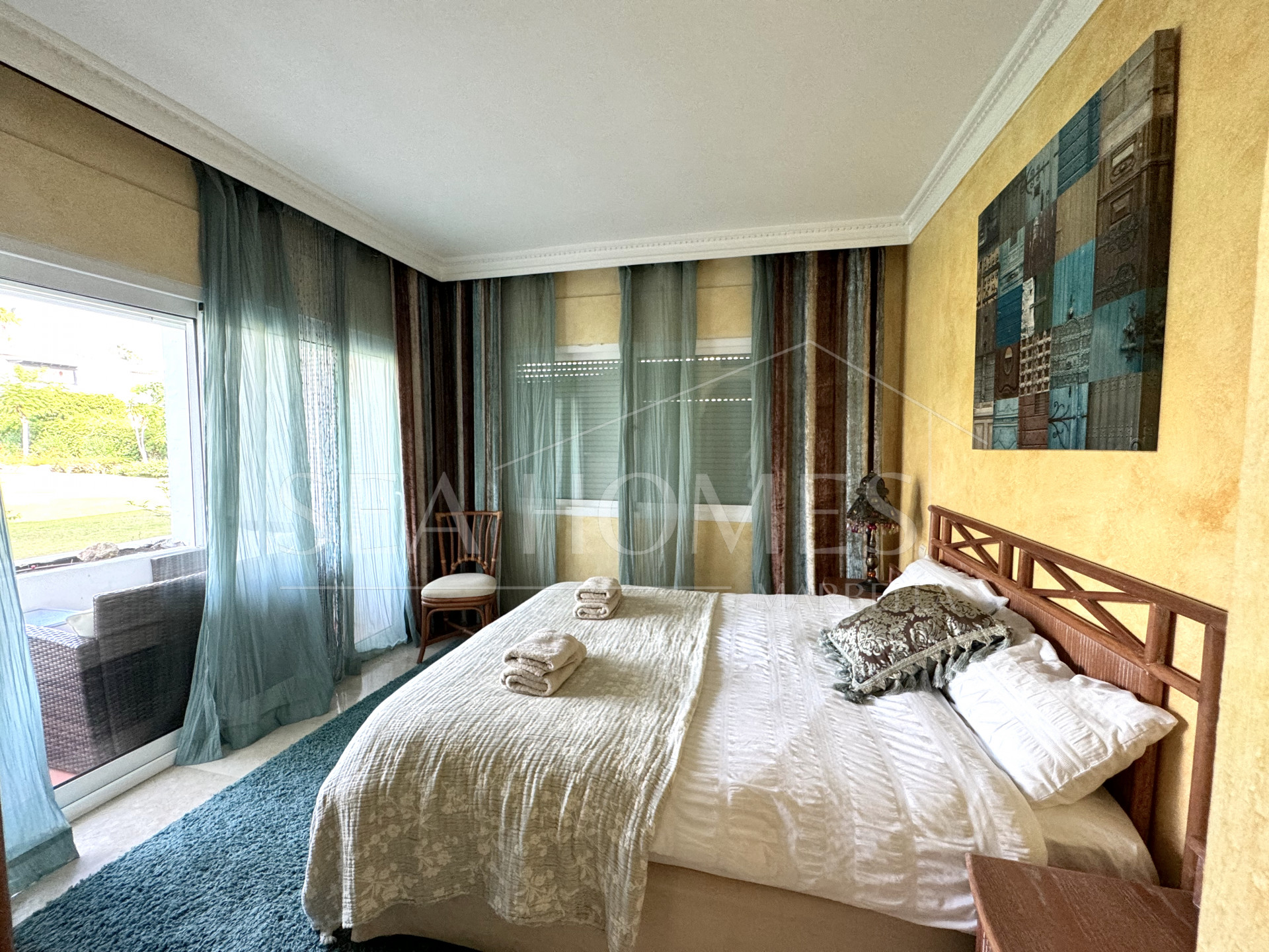 Exclusive Apartment for Sale in Costalita Urbanization, Estepona - New Golden Mile