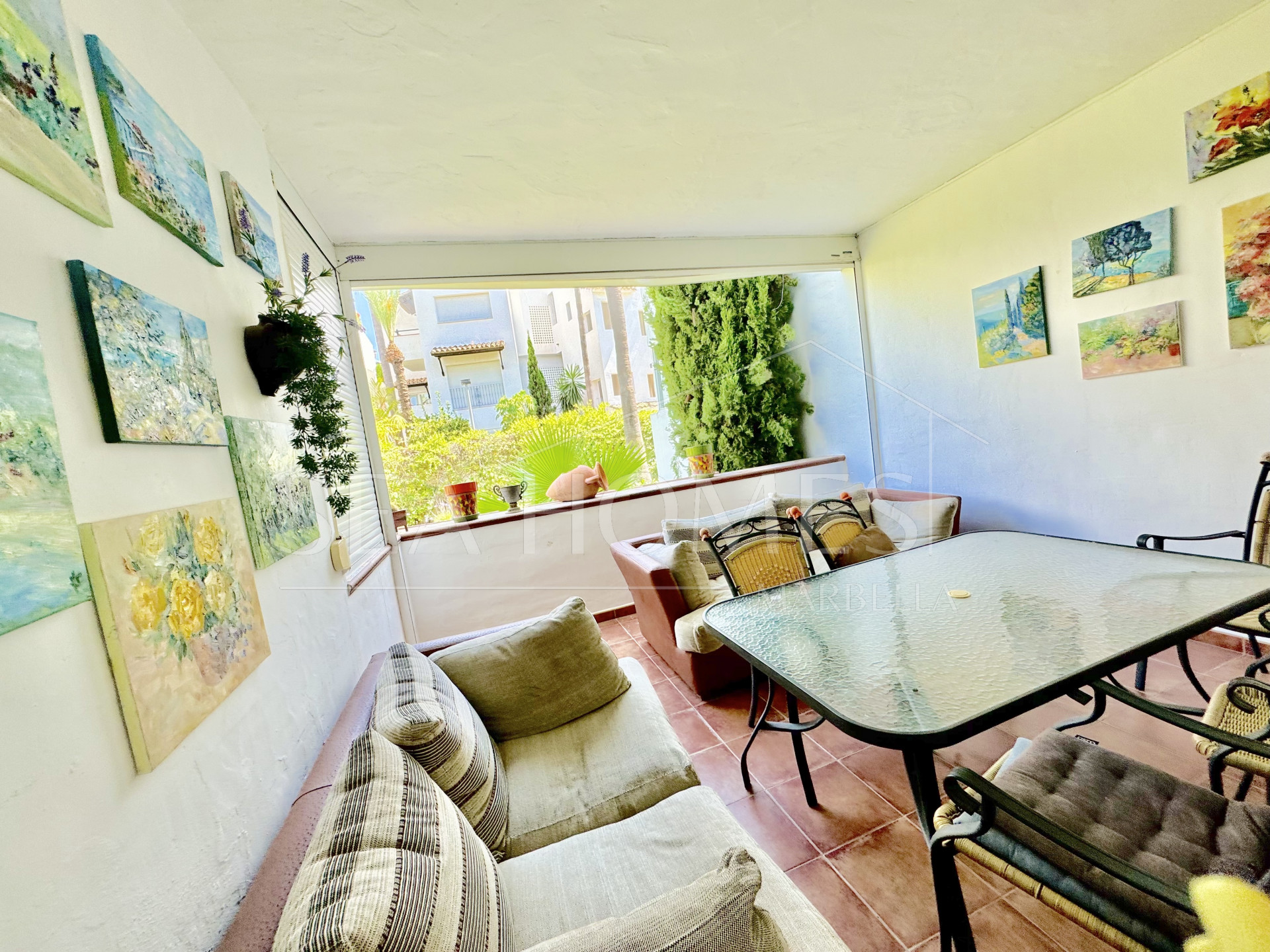 Exclusive Apartment for Sale in Costalita Urbanization, Estepona - New Golden Mile