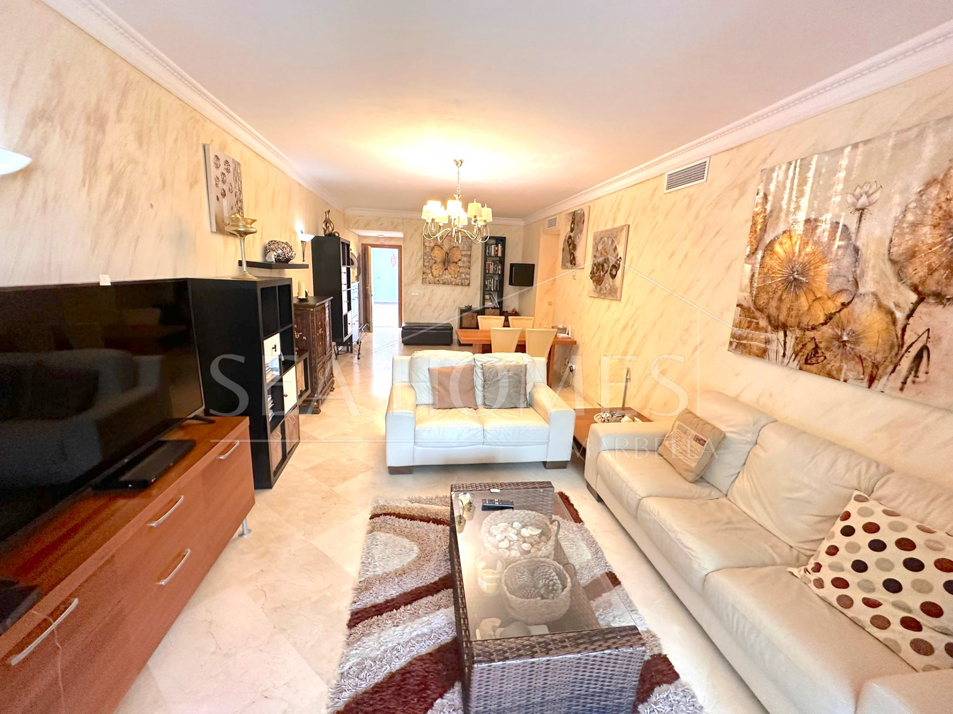 Exclusive Apartment for Sale in Costalita Urbanization, Estepona - New Golden Mile