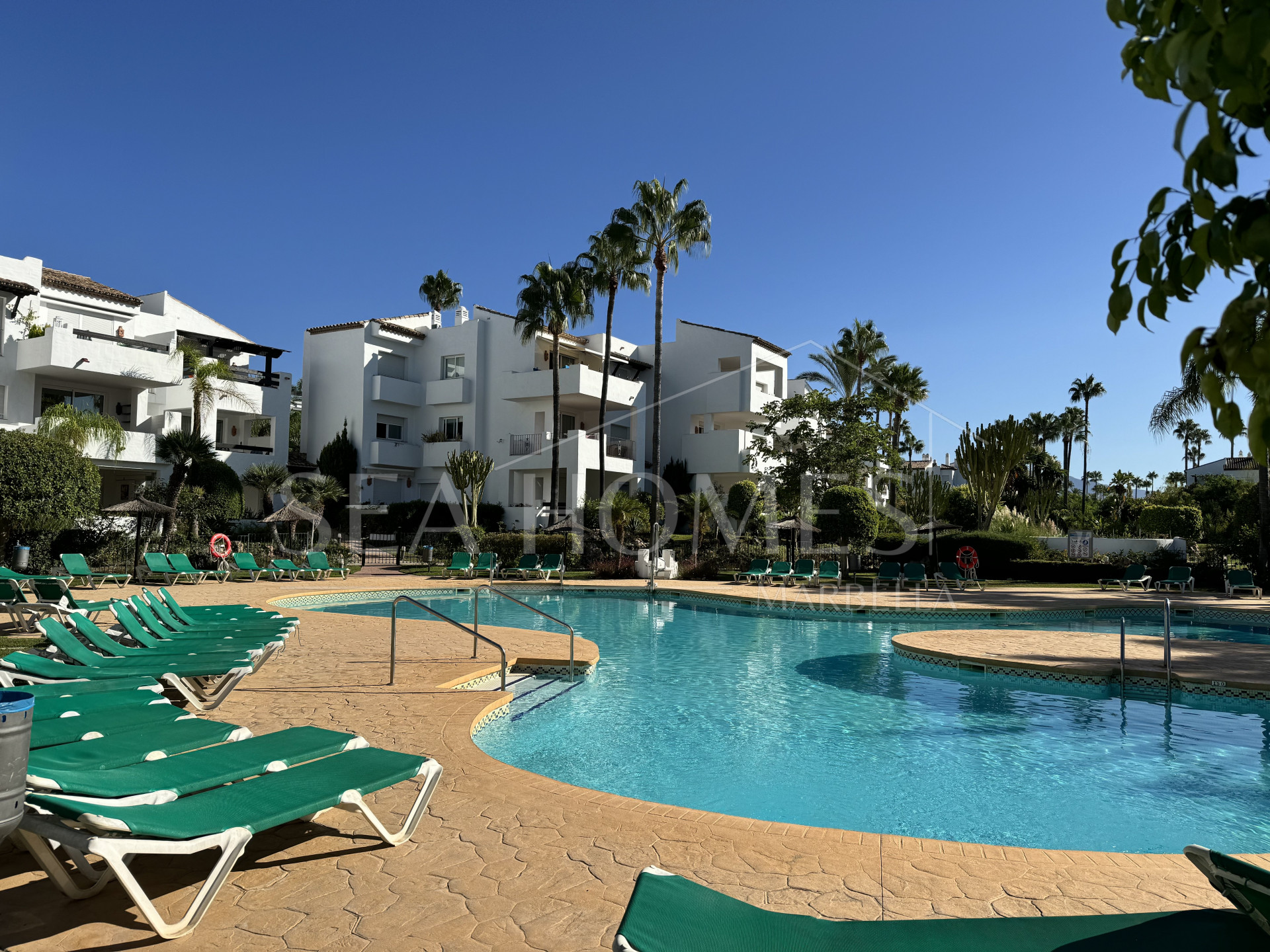 Exclusive Apartment for Sale in Costalita Urbanization, Estepona - New Golden Mile