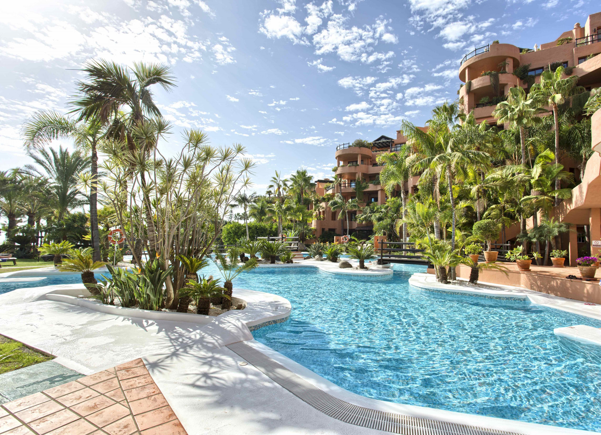 Image 13: Apartment For sale, Estepona, €1,100,000 [HFMs698329]