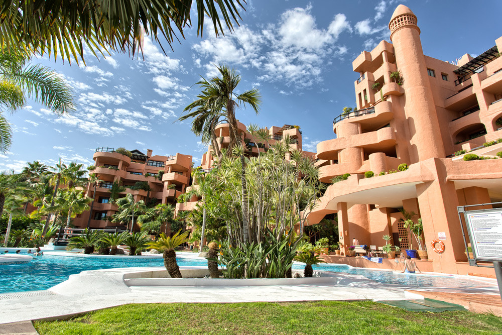 Image 18: Apartment For sale, Estepona, €1,100,000 [HFMs698329]