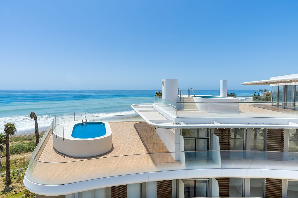 Penthouse  for sale in  Estepona Playa, Estepona