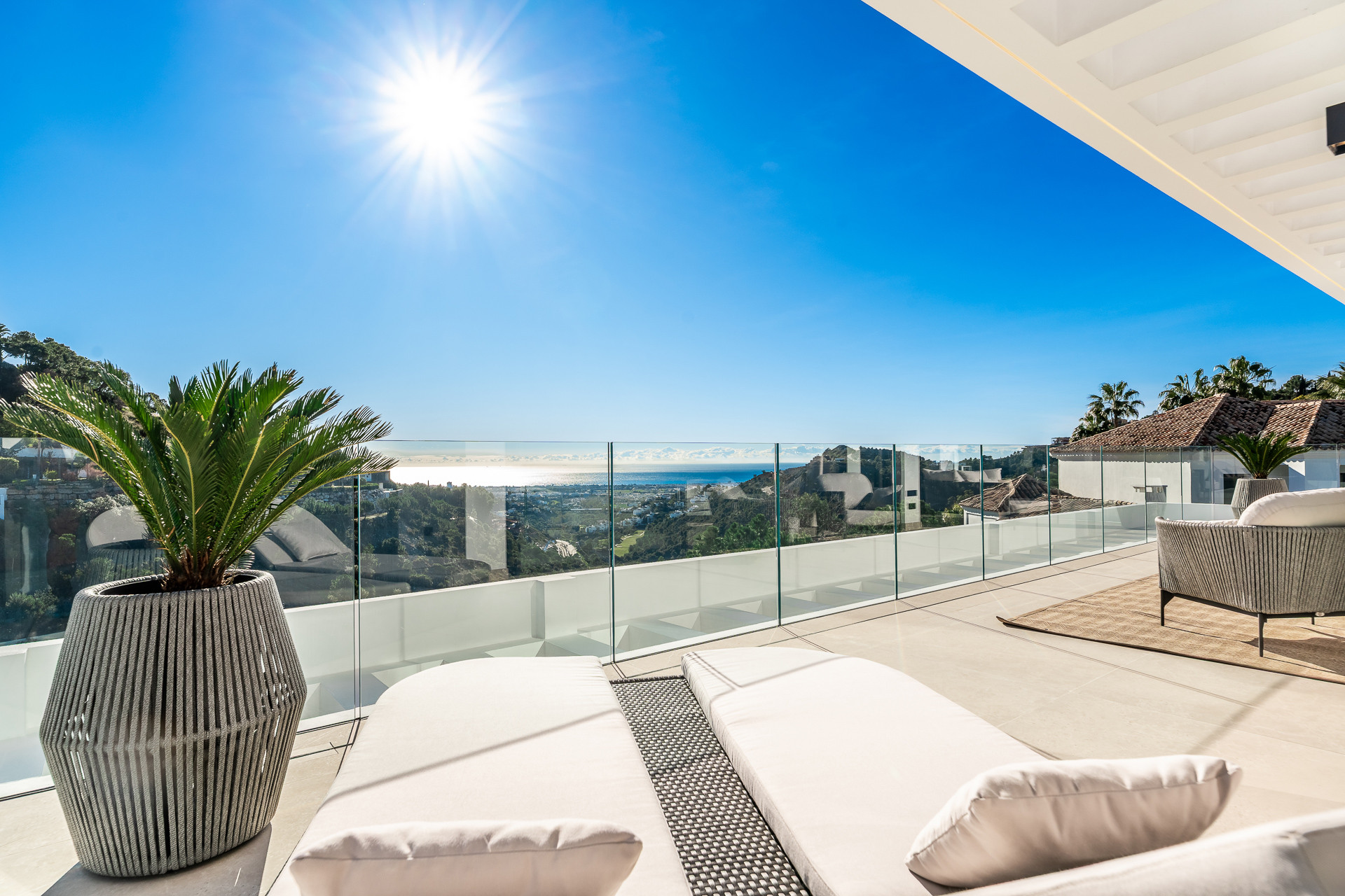Villa zum Verkauf en El Madroñal, Benahavis