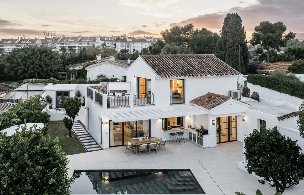 Villa for sale in  Linda Vista Alta, San Pedro de Alcantara