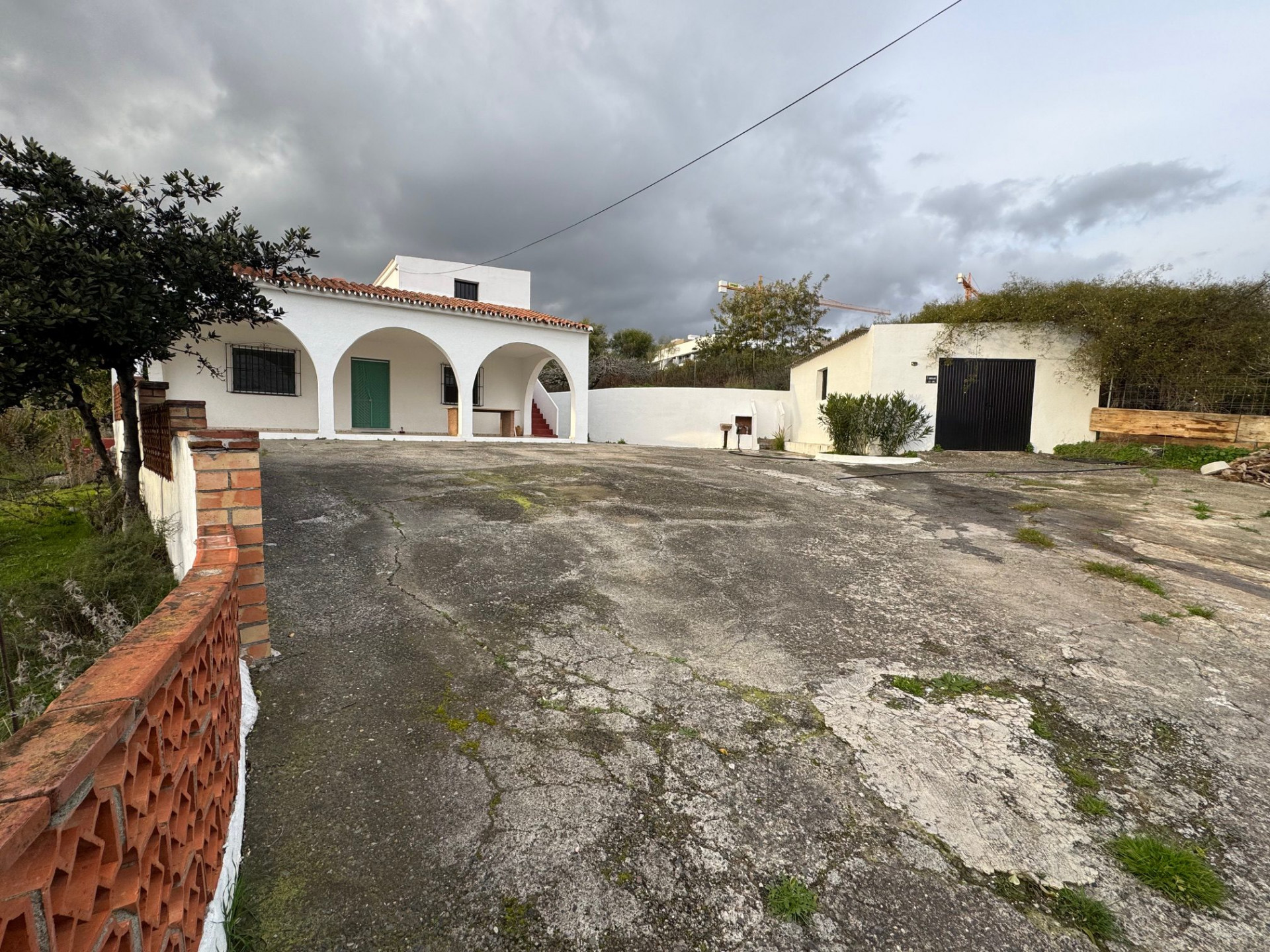 Finca en venta en Estepona