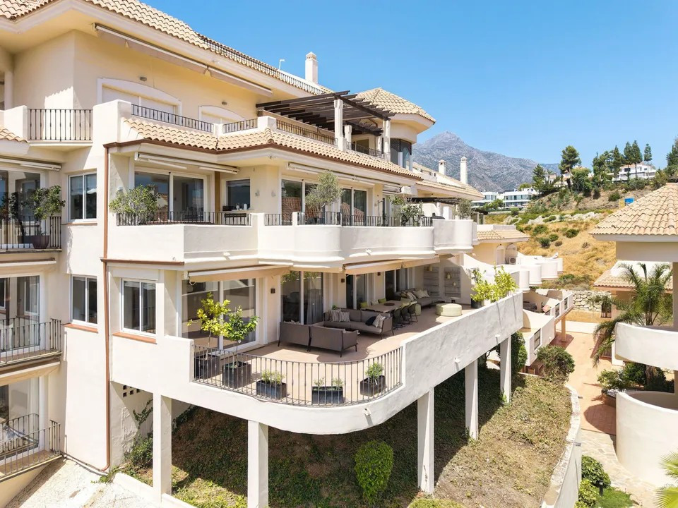 Duplex à vendre à  Aloha Hill Club, Nueva Andalucia