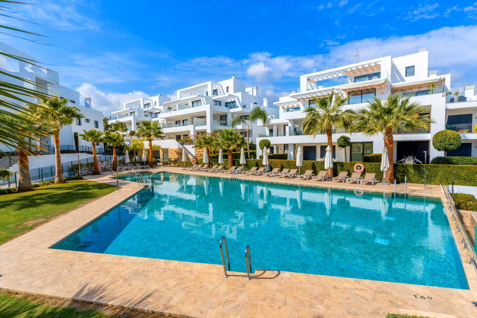 Appartement à vendre à  Cortijo del Golf, Estepona