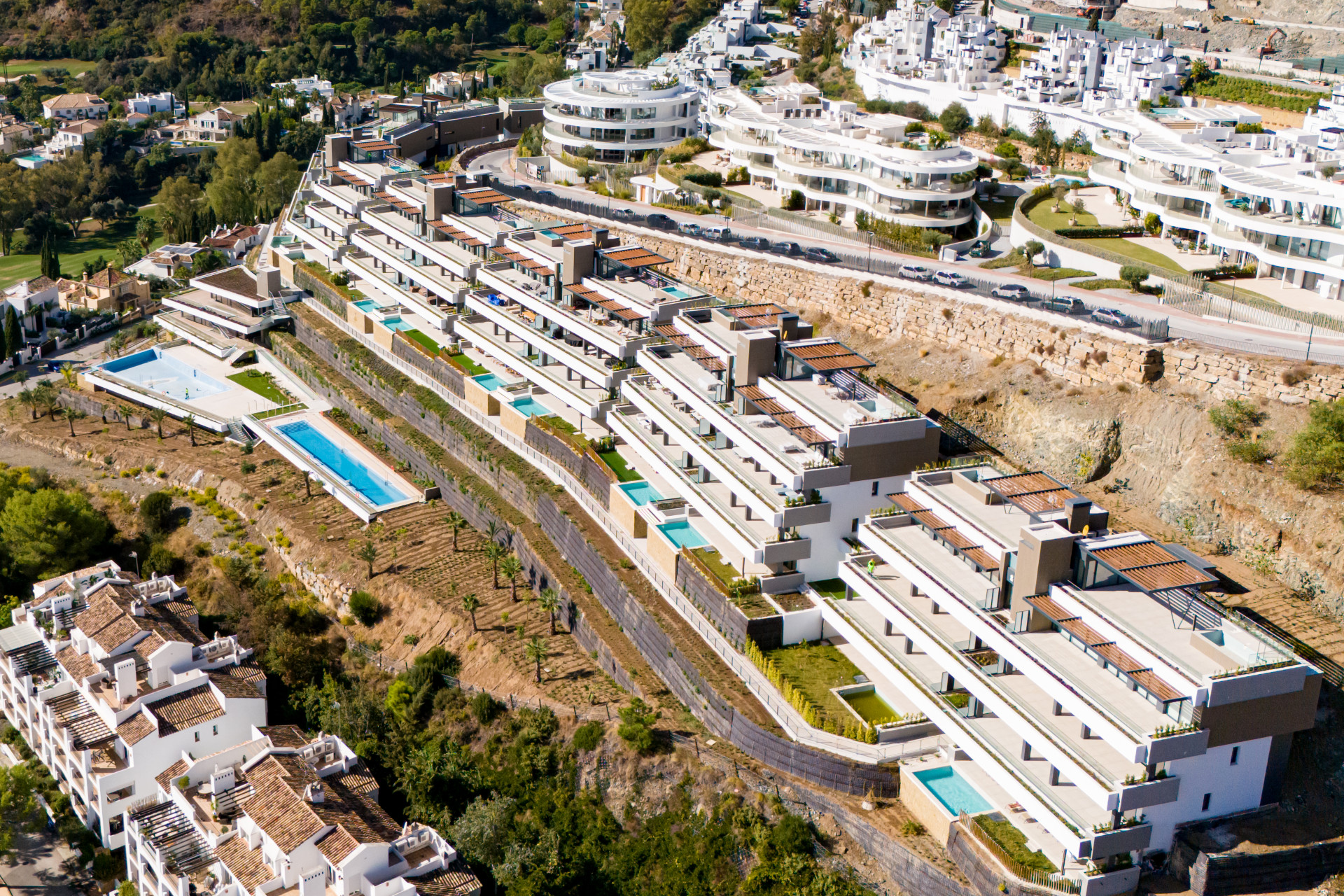 Fantastic complex of 3 and 4 bedroom apartments with panoramic sea views over the Golf Valley — photo 11
