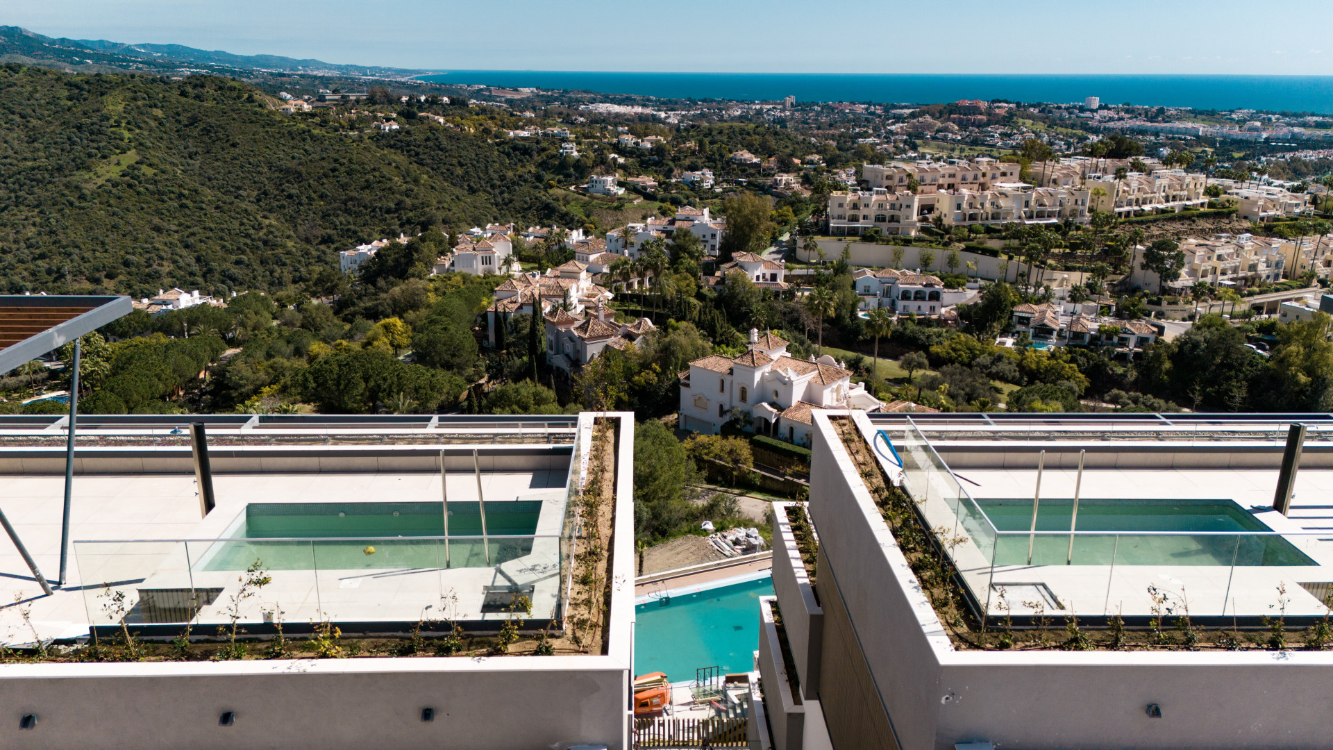Fantastic complex of 3 and 4 bedroom apartments with panoramic sea views over the Golf Valley — photo 9