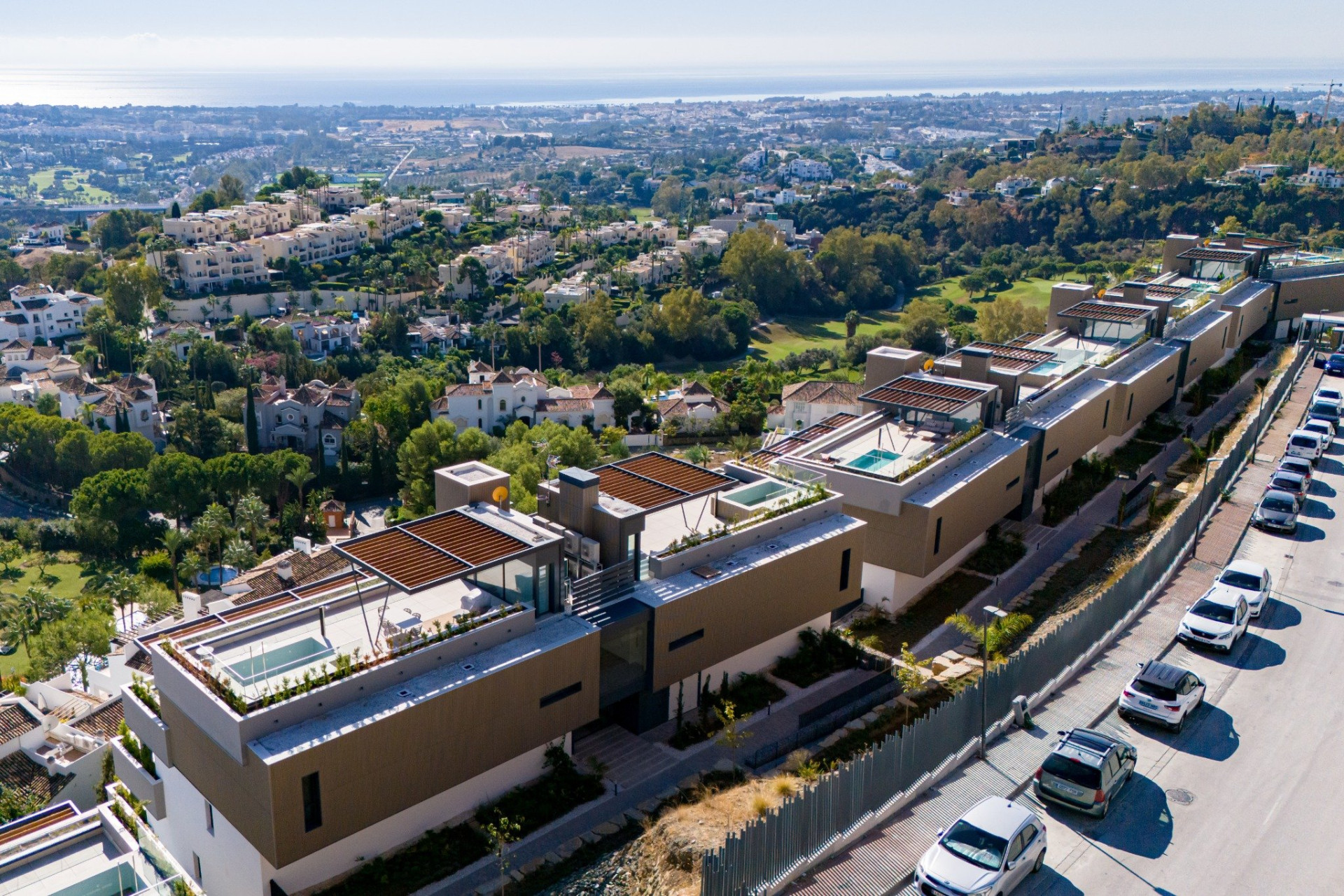 Fantastic complex of 3 and 4 bedroom apartments with panoramic sea views over the Golf Valley — photo 9