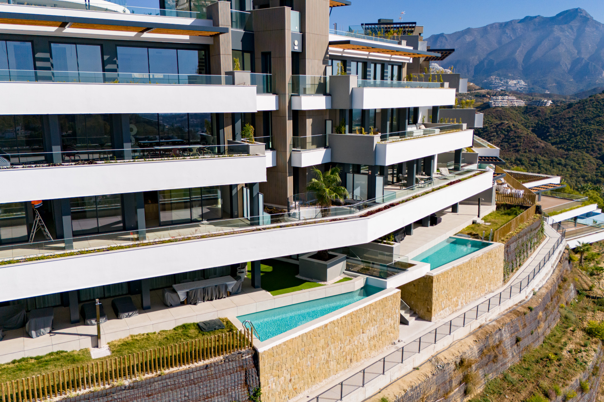 Fantastic complex of 3 and 4 bedroom apartments with panoramic sea views over the Golf Valley — photo 6
