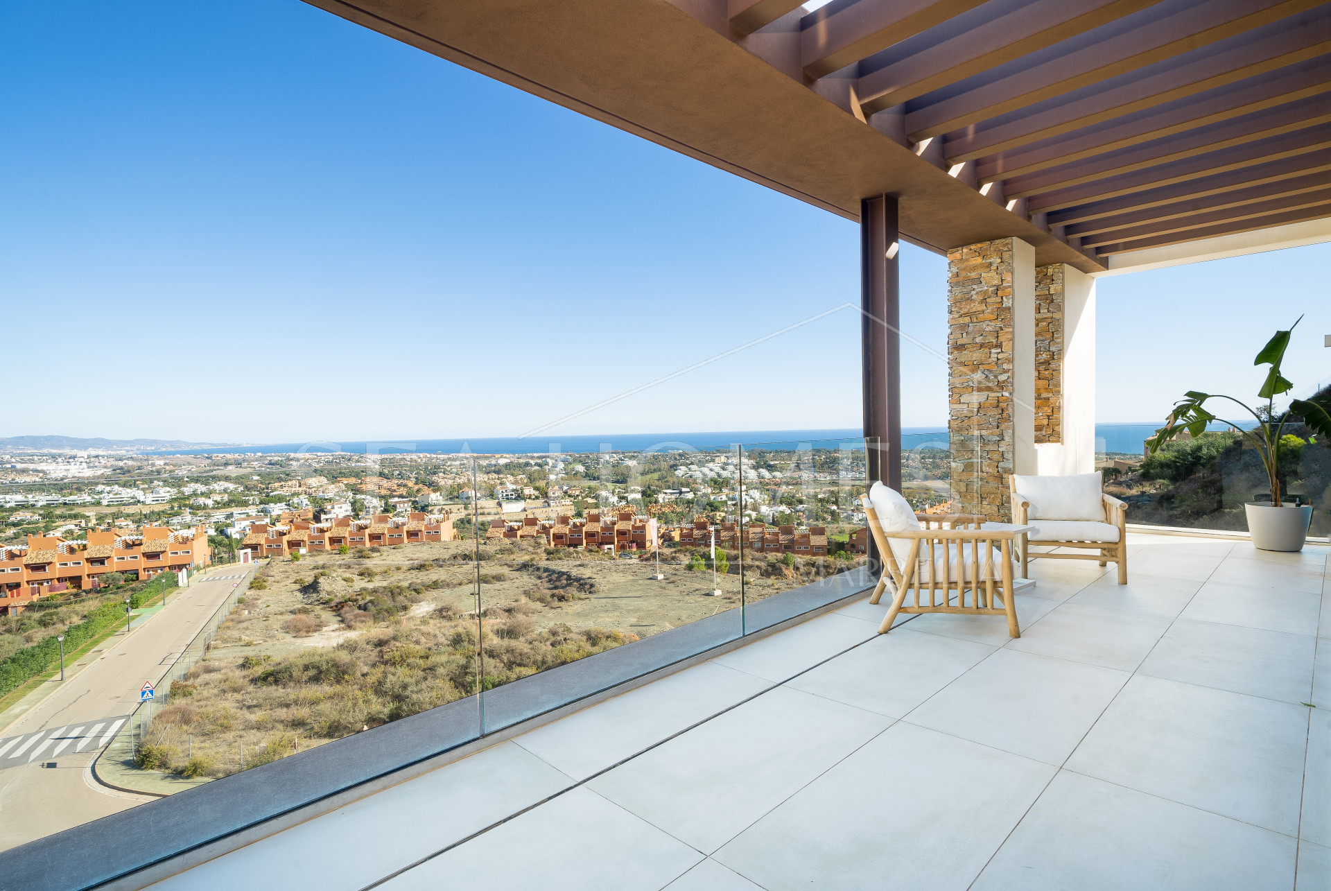MOVE IN NOW! Enjoy PANORAMIC SEA VIEWS views and nature