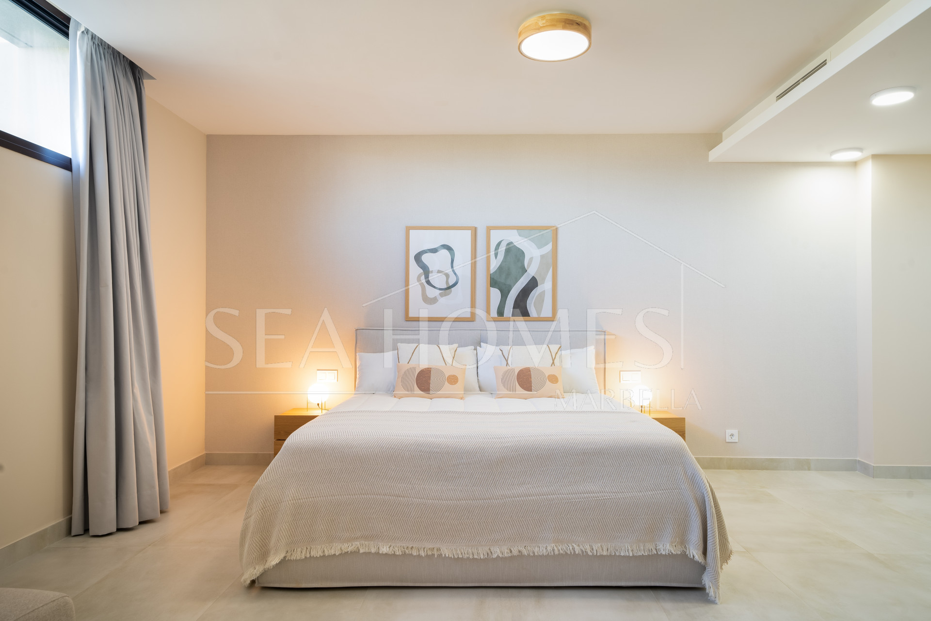 MOVE IN NOW! Enjoy PANORAMIC SEA VIEWS views and nature