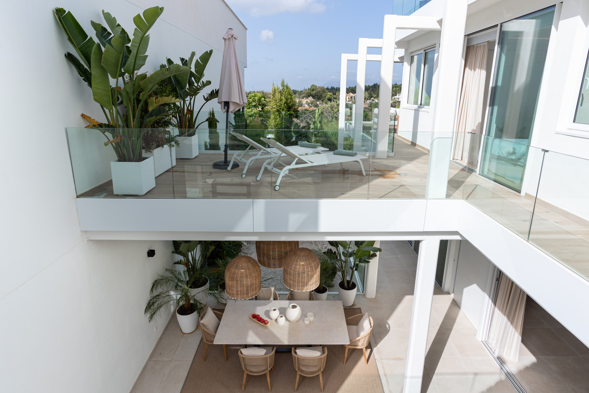 Image 27: Detached Villa For sale, Marbella, €1,950,000 [HFMn644365]
