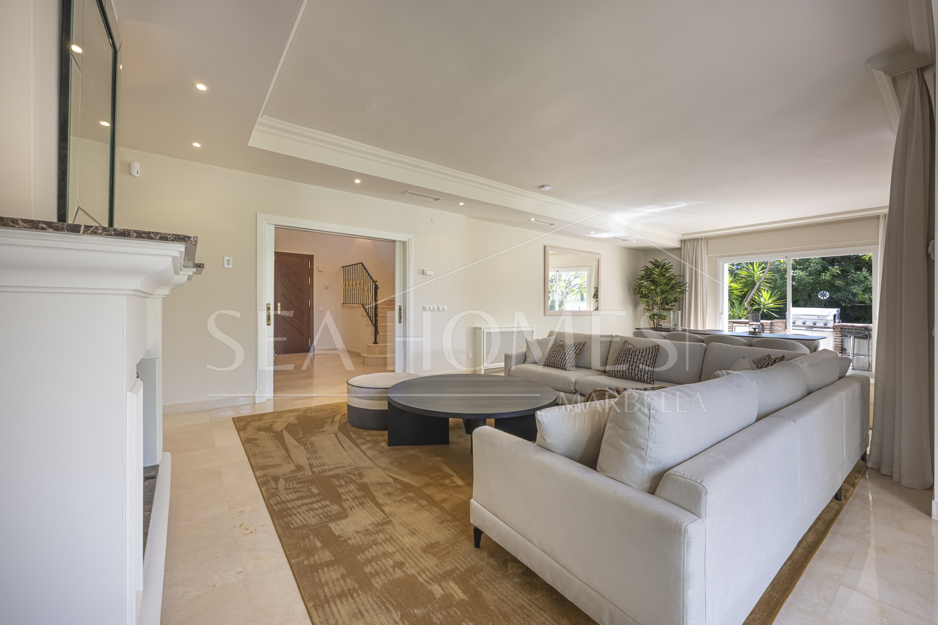 Villa Penati - Andalucian villa with 24h security