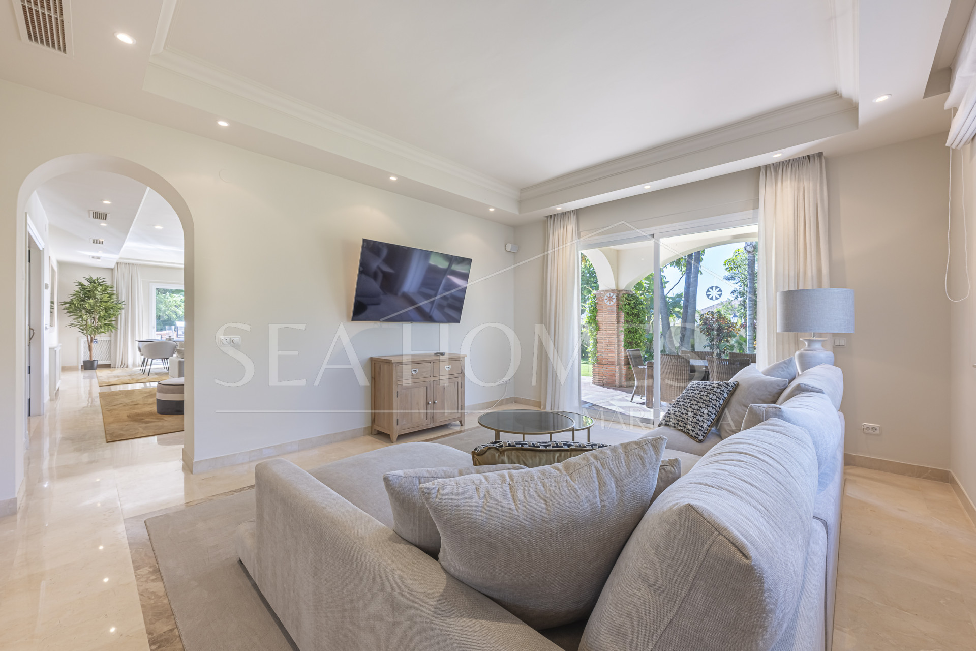 Villa Penati - Andalucian villa with 24h security
