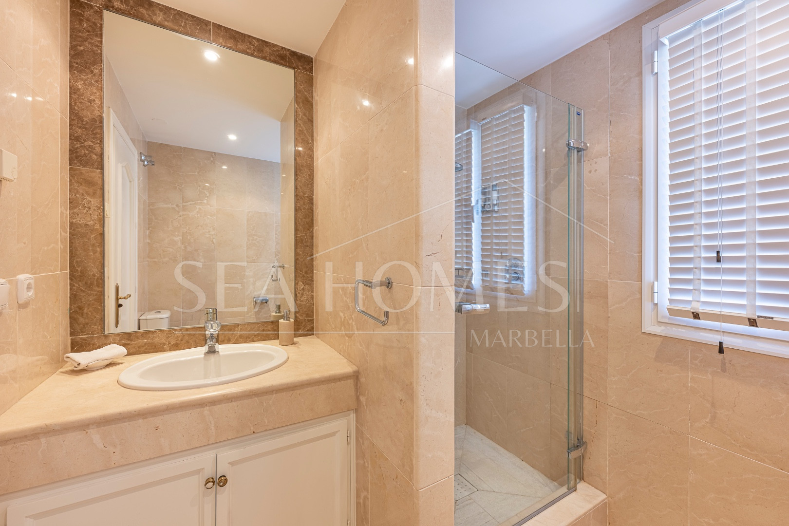 Villa Penati - Andalucian villa with 24h security