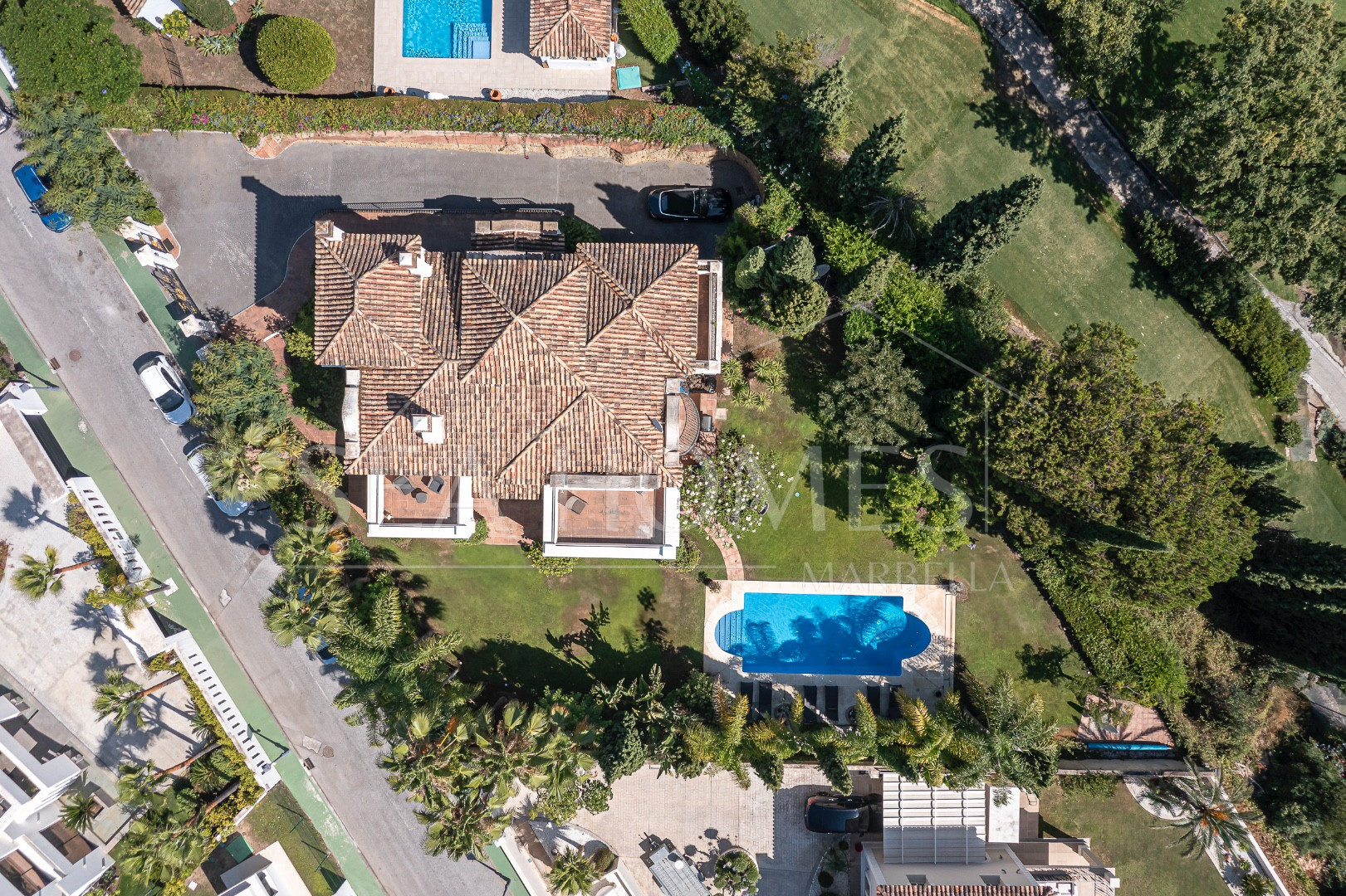 Villa Penati - Andalucian villa with 24h security