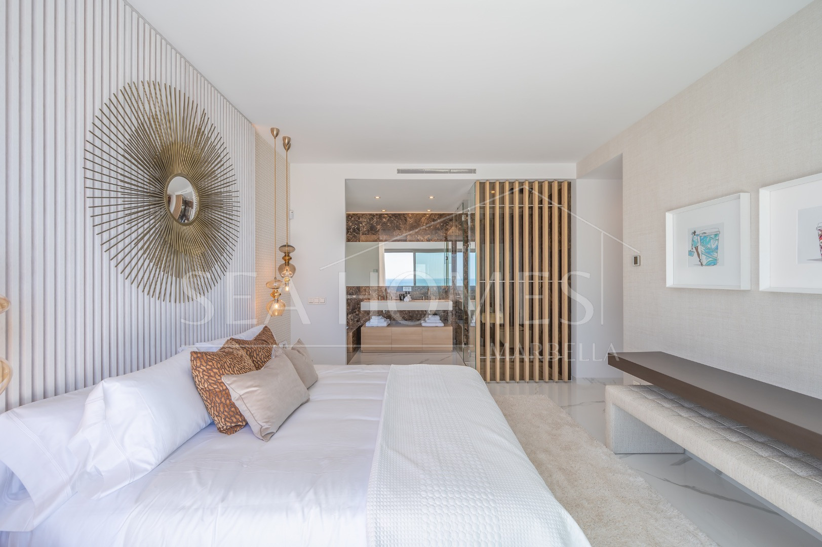 Stunning corner middle floor apartment with panoramic golf & sea views