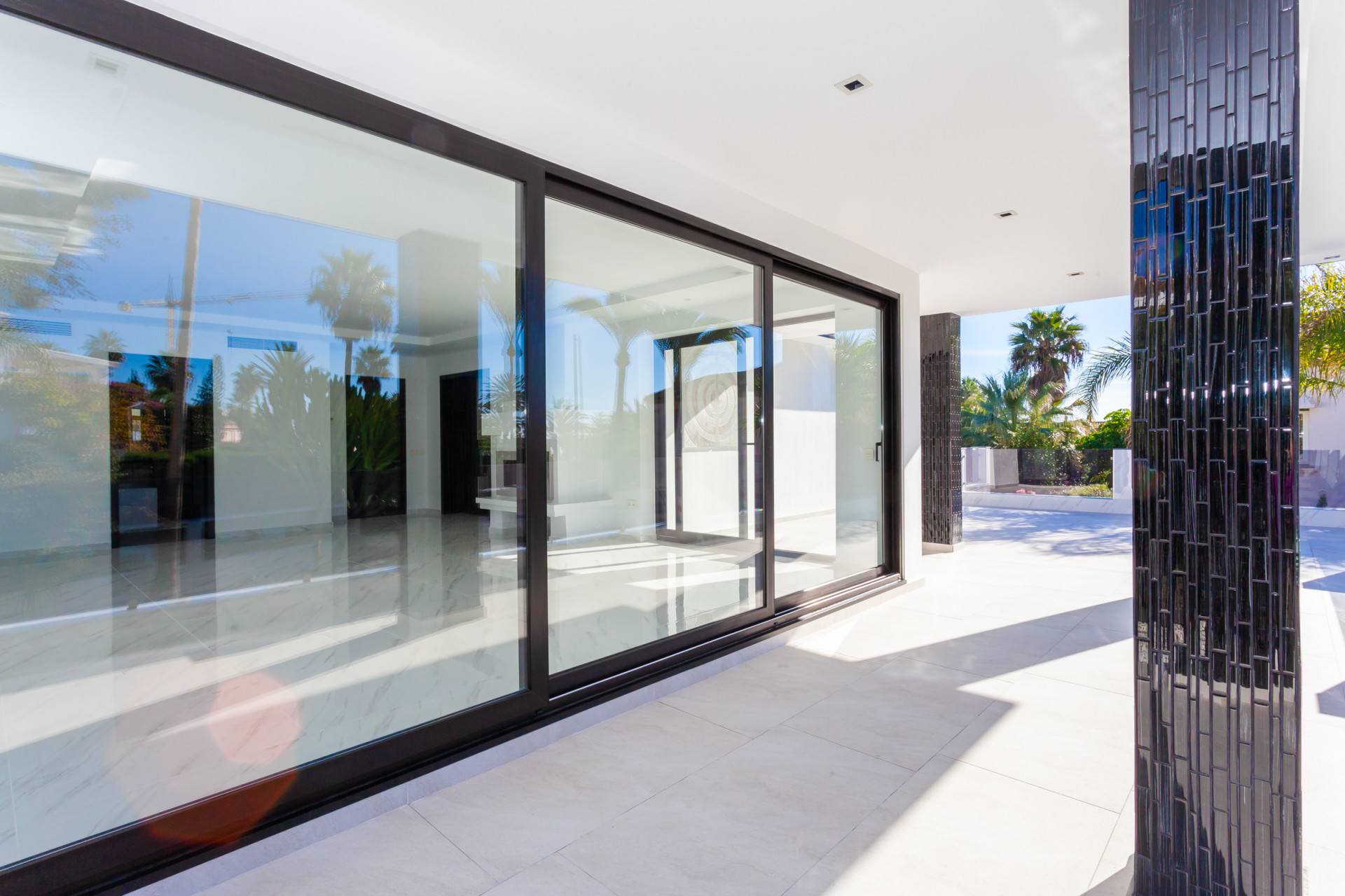 Villa Marbella East V2050