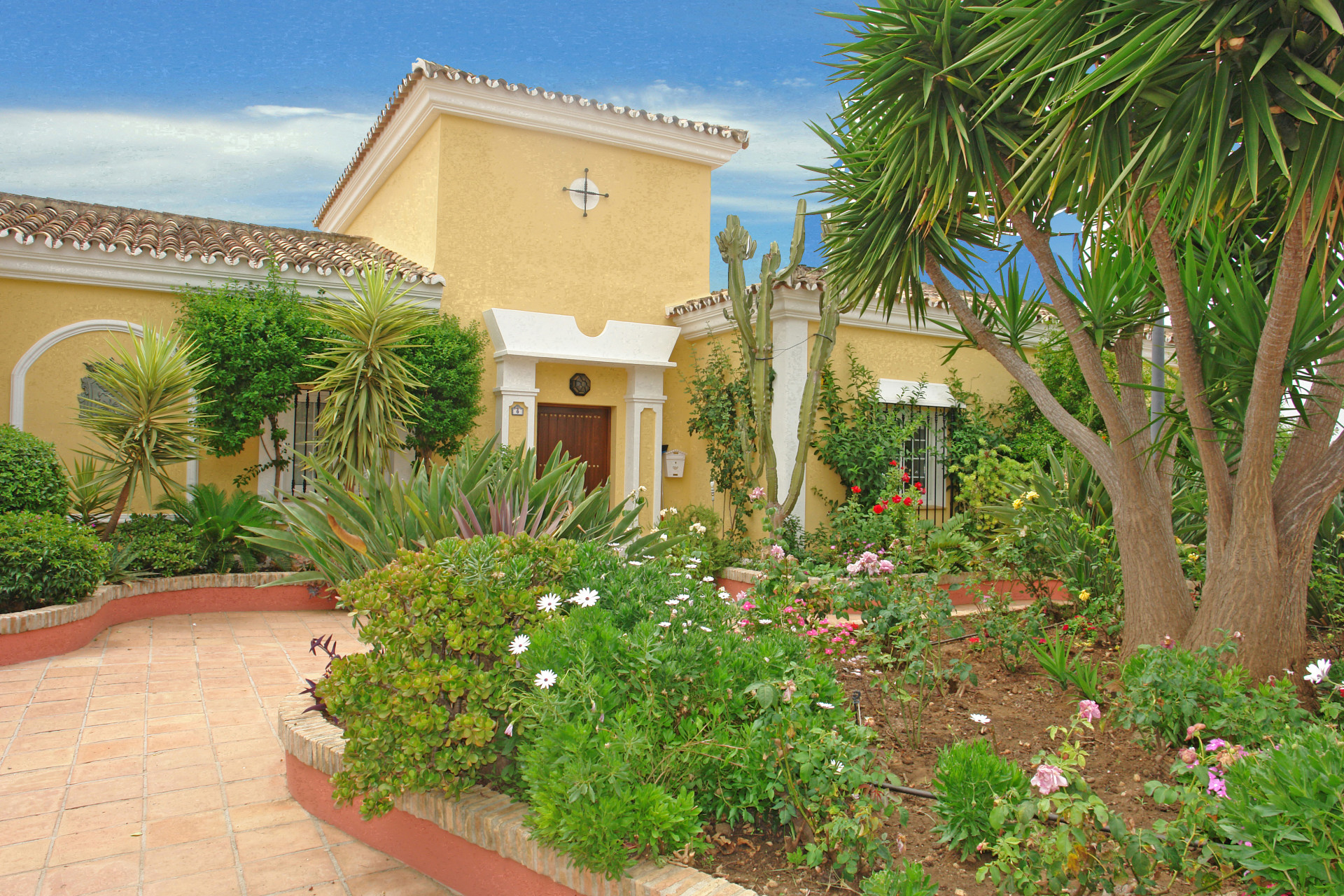 Photo: Villa in Nueva Andalucia
