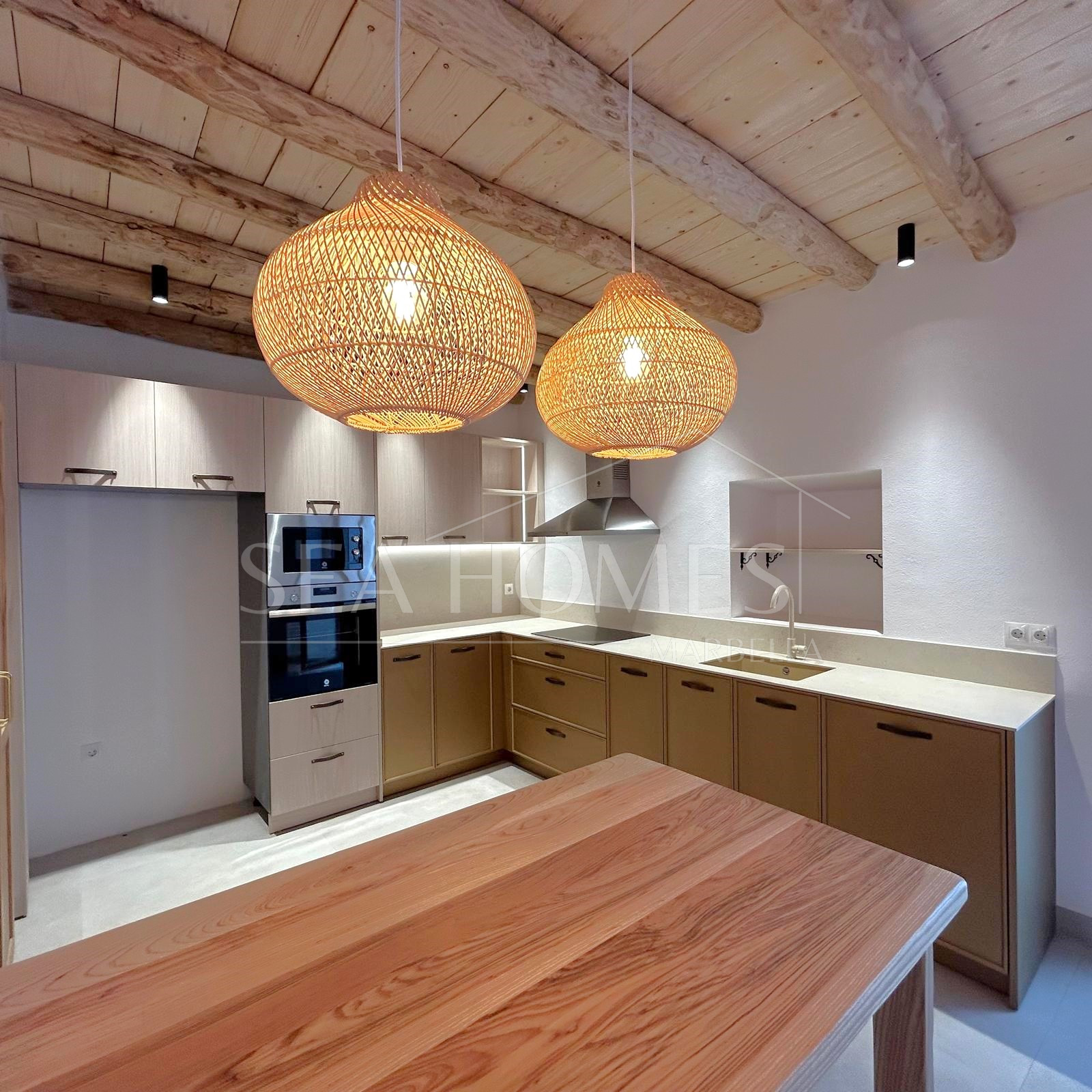 Stunning renovated village house in the heart of Estepona´s Old Town