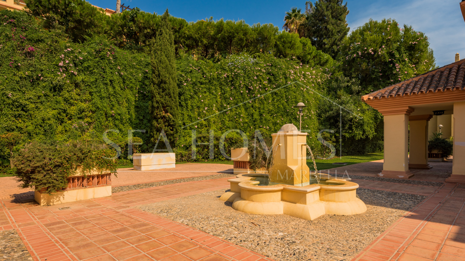 Sea View Apartment, Cumbres del Rodeo, Nueva Andalucía