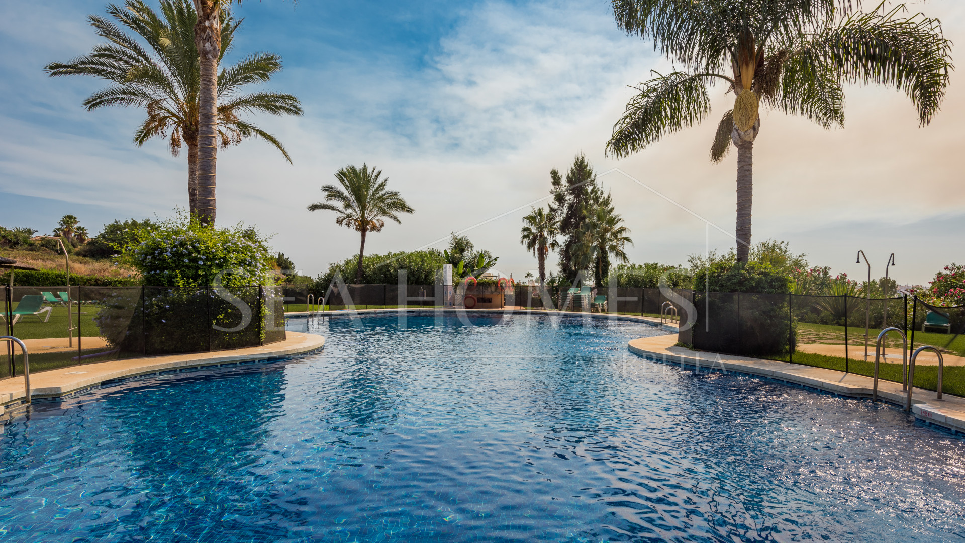 Sea View Apartment, Cumbres del Rodeo, Nueva Andalucía