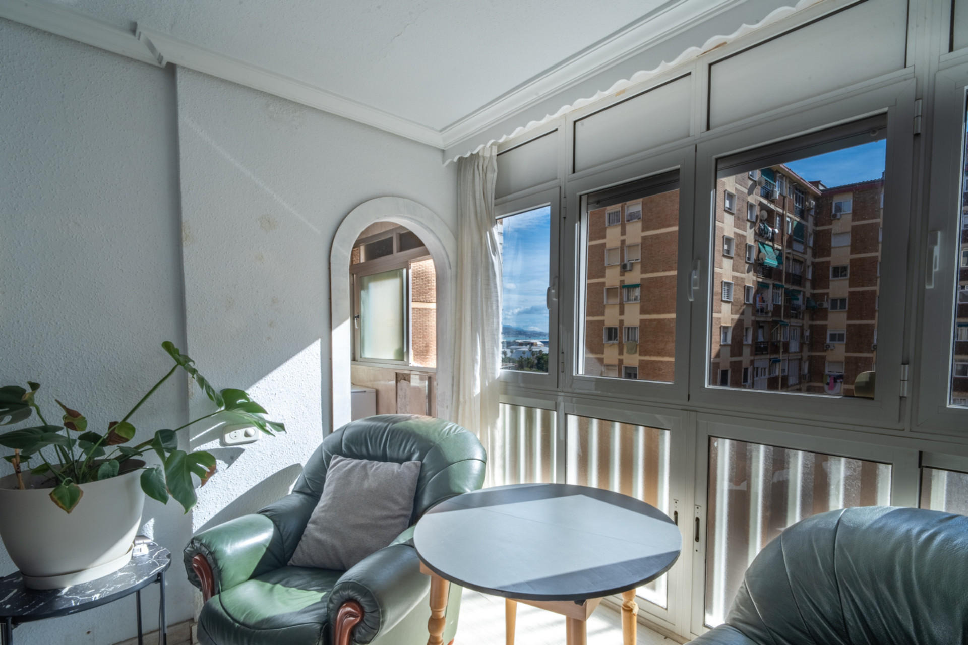 Opportunity in one of the most popular areas in Malaga! Fantastic house located in the area of Huelin, one of the most popular areas for its proximity to the sea and its excellent quality of life. — photo 6