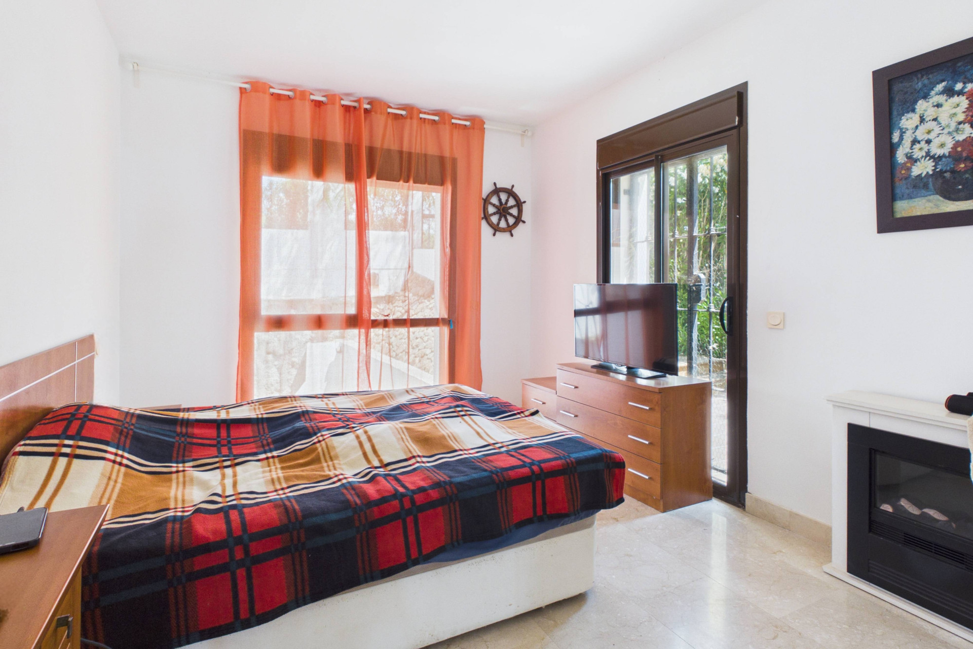 Apartment in Alcaidesa Costa — photo 6