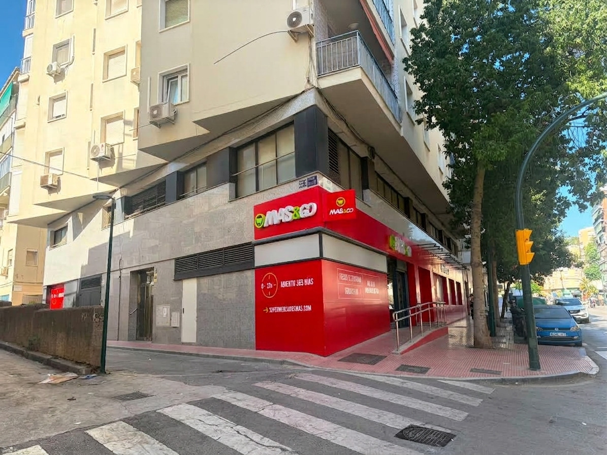 For Rent · 450 m² Corner Mezzanine · Fuente de Olletas, Central Málaga