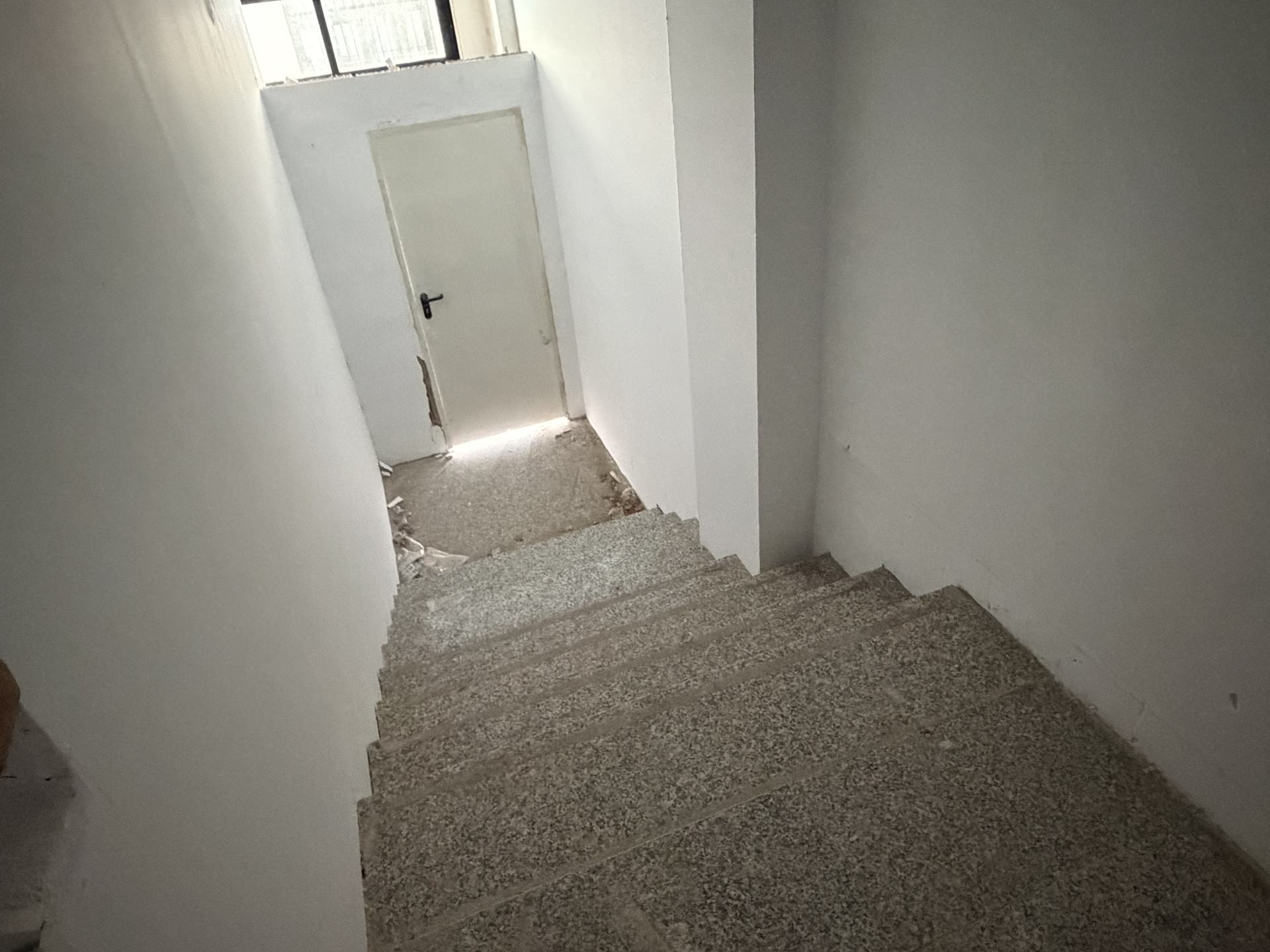 For Rent · 450 m² Corner Mezzanine · Fuente de Olletas, Central Málaga — photo 8