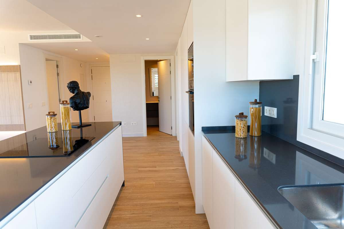 Image 12: Apartment For sale, Casares, €395,000 [HFMn687432]