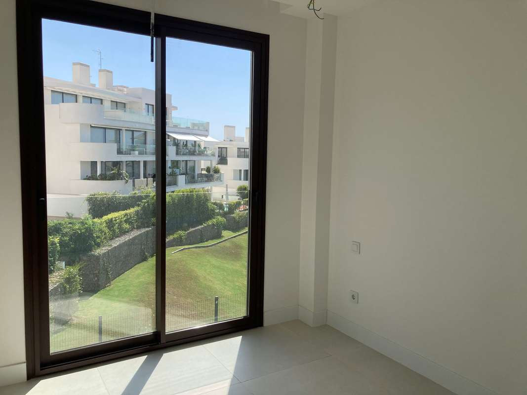 Image 16: Apartment For sale, Benalmadena, €795,000 [HFMn694008]
