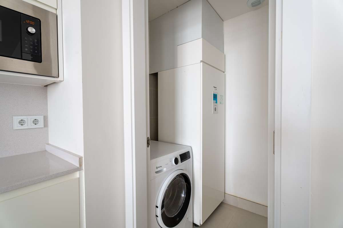 Image 9: Apartment For sale, Benalmadena, €795,000 [HFMn694008]