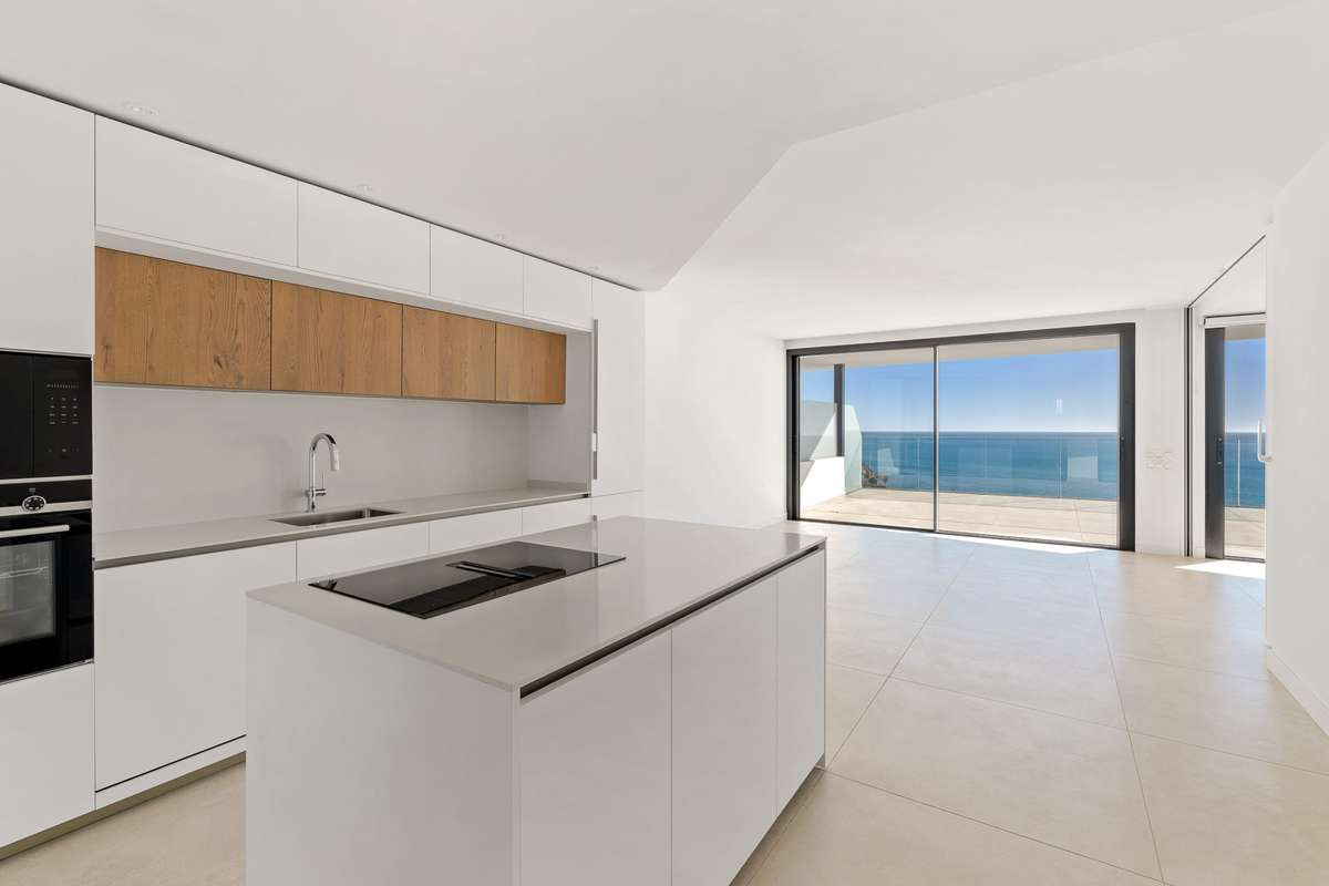 Image 1: Apartment For sale, Benalmadena, €2,425,000 [HFMn694096]