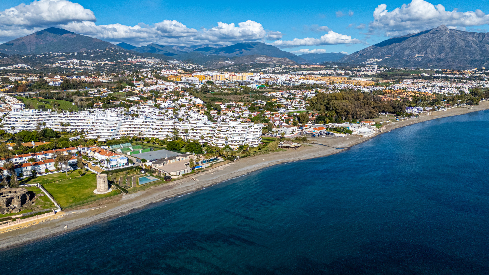 Image {index}: Apartment For sale, San Pedro de Alcántara, €1,995,000 [1008-00002P]