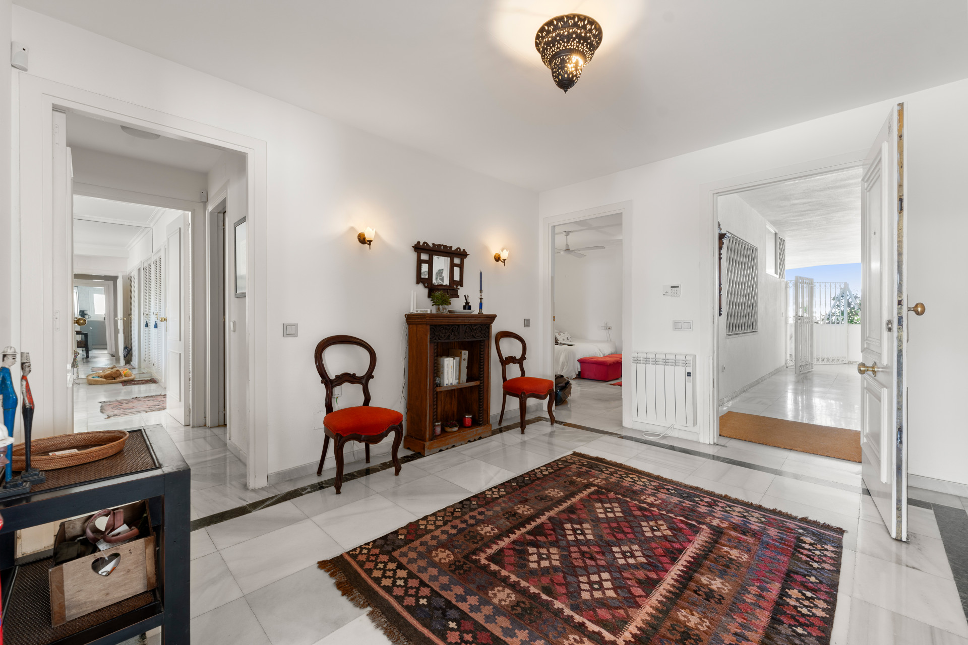 Image {index}: Apartment For sale, San Pedro de Alcántara, €1,995,000 [1008-00002P]