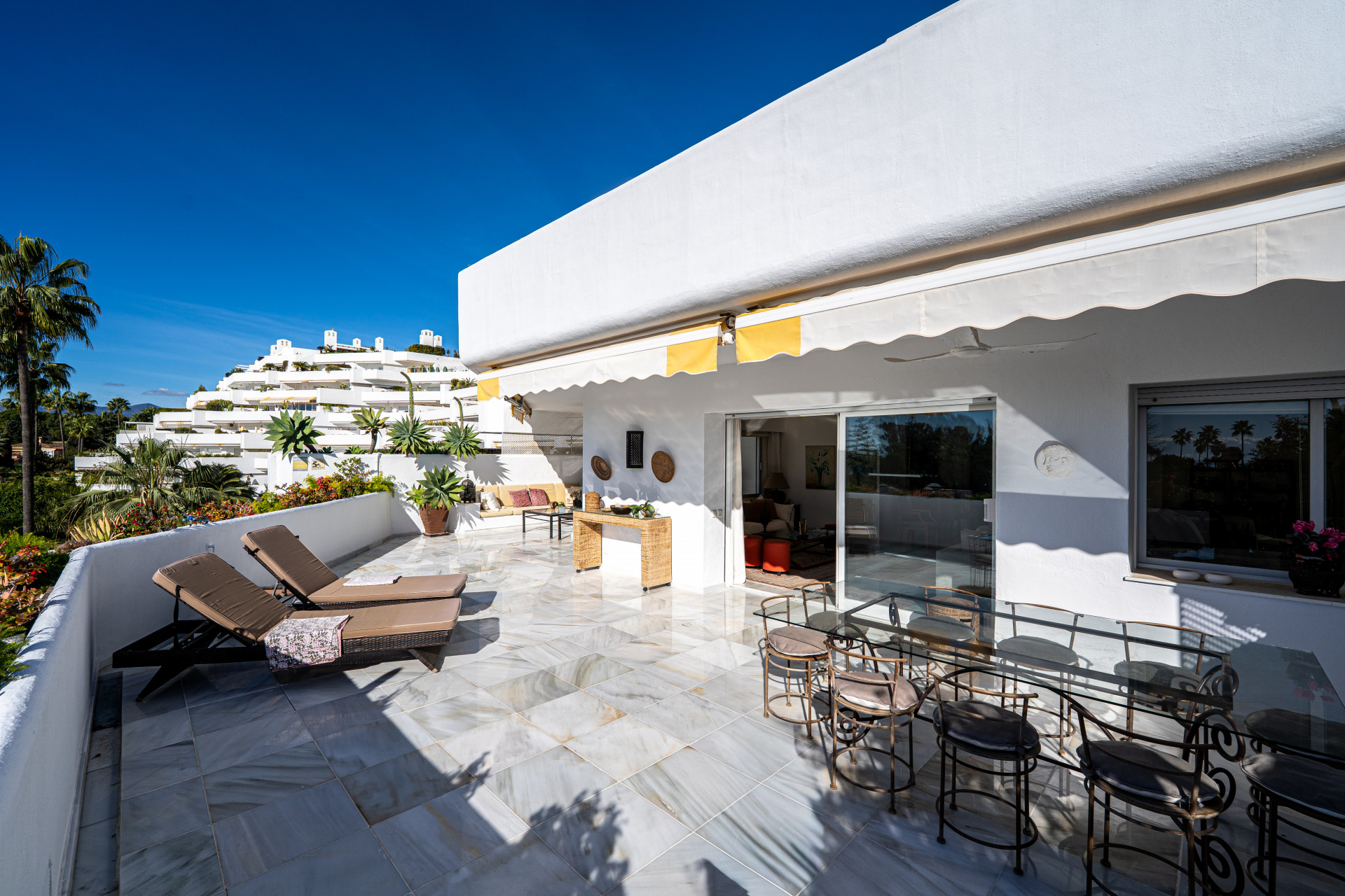 Image {index}: Apartment For sale, San Pedro de Alcántara, €1,995,000 [1008-00002P]