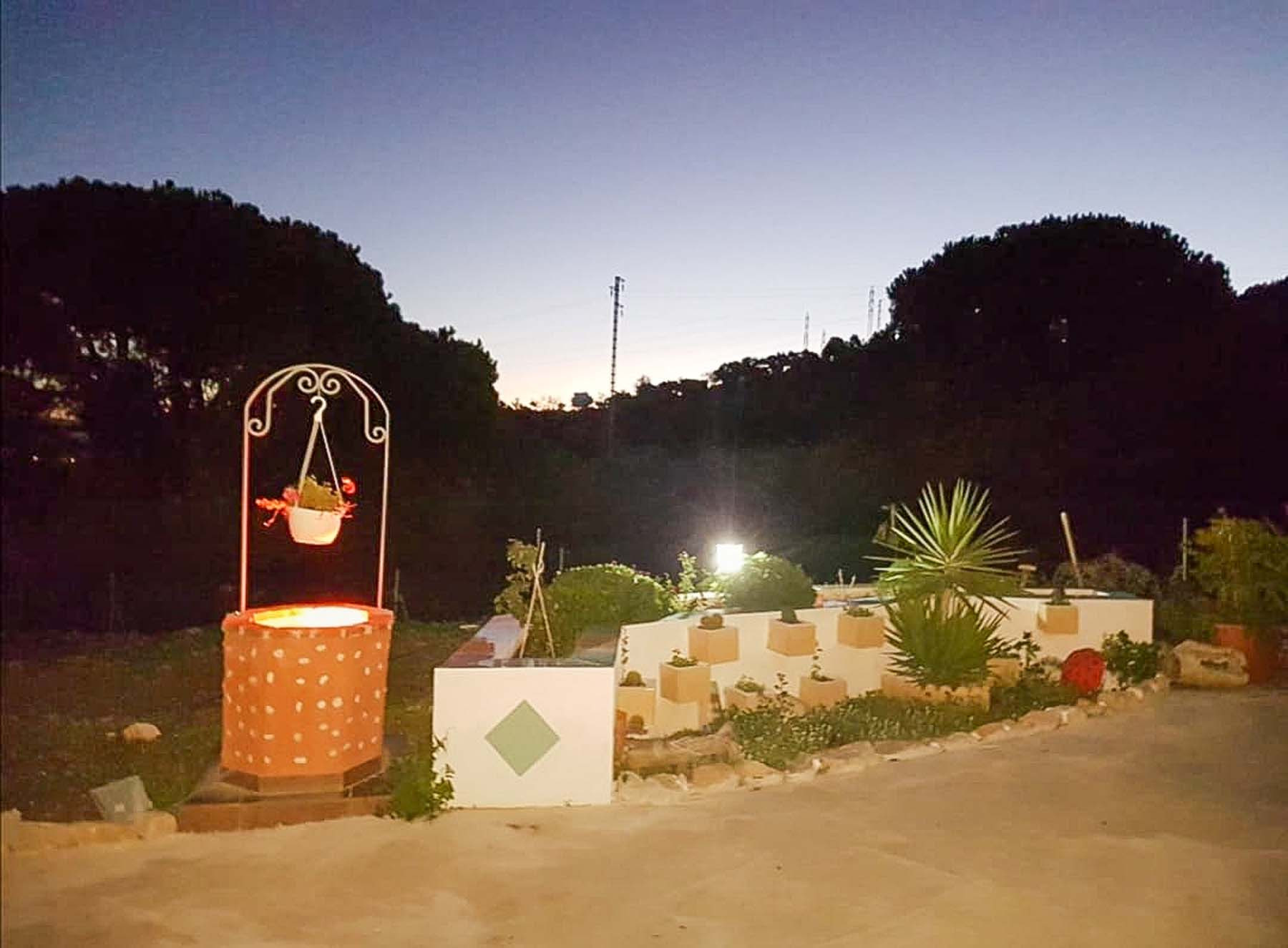 This spectacular Villa is located in a fantastic area of ​​Alhaurín and it is an opportunity not to be missed.It is composed of a living room with plenty of space and fully furnished, a…