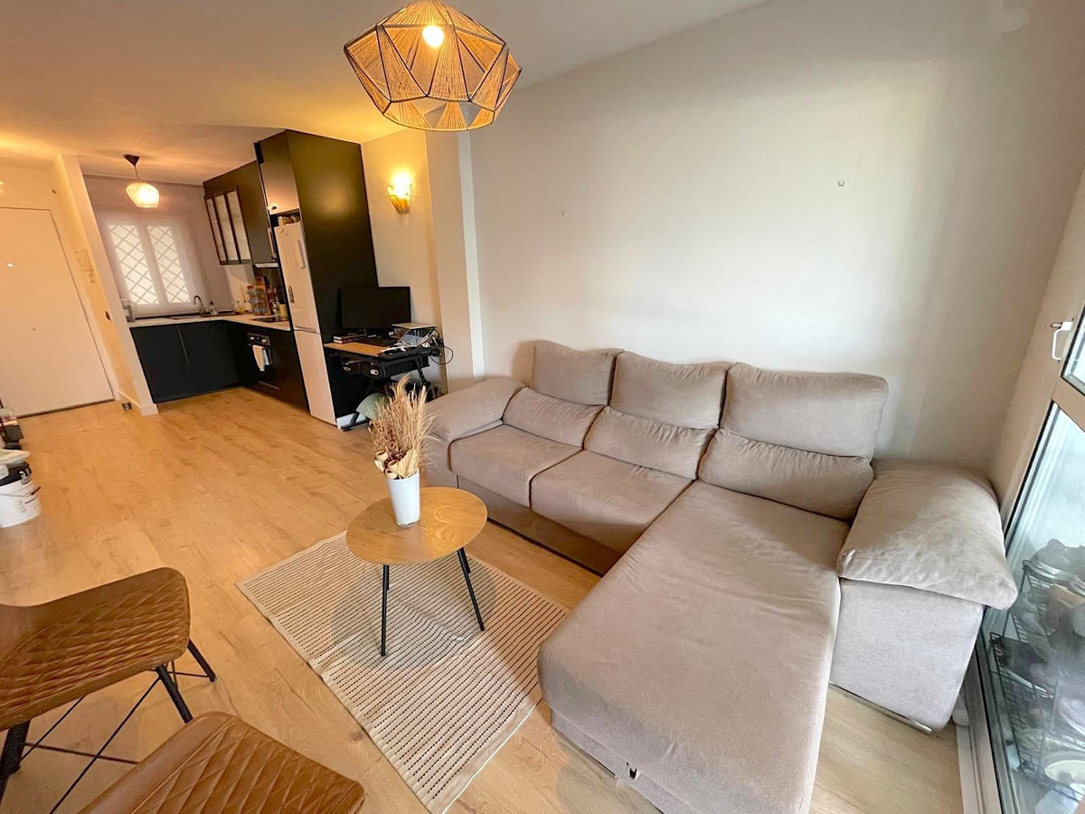 Apartment in Marbella East – Titelbild
